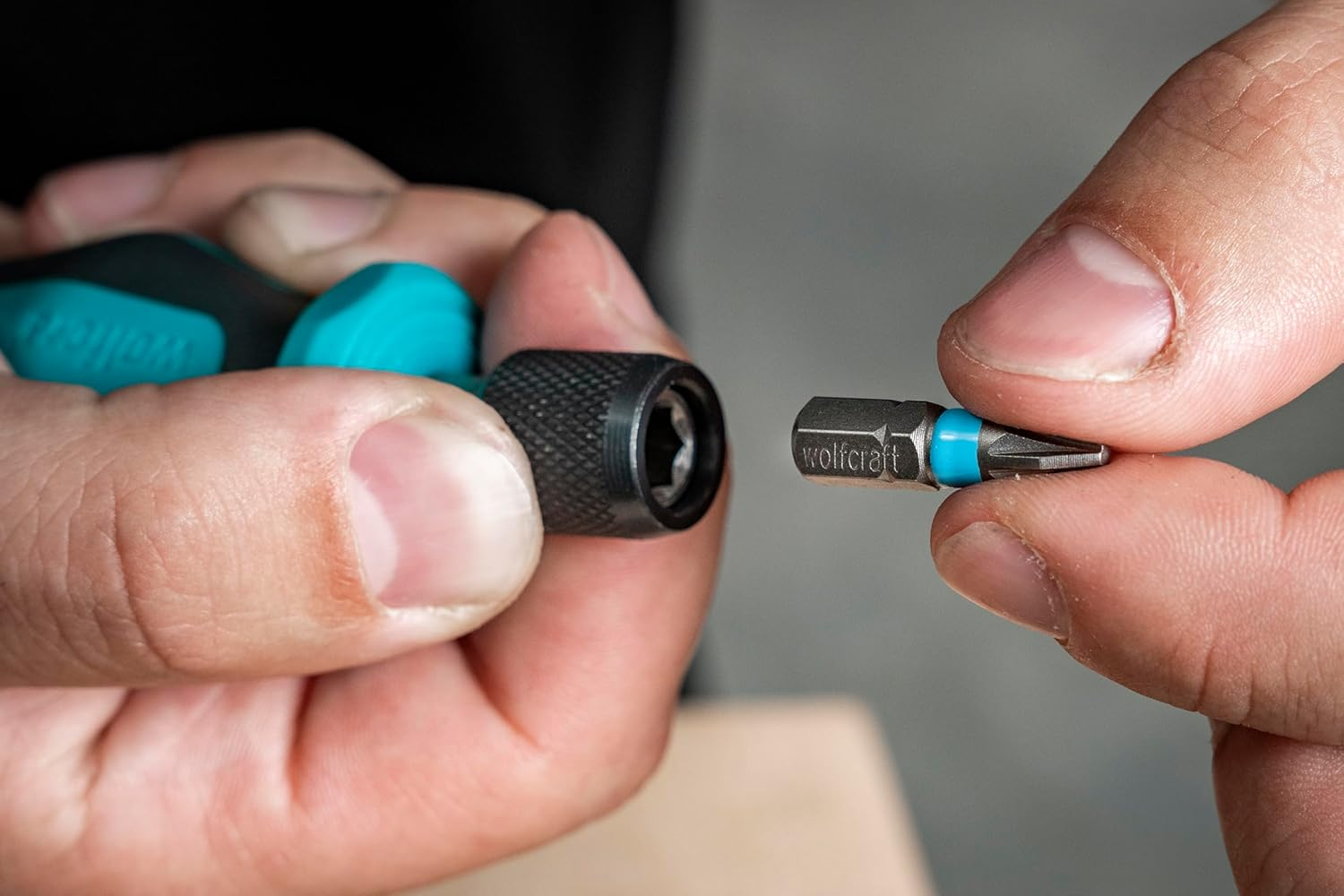 Wolfcraft Hand Screwdriver with Bit Socket, Short I 1239000 I for Tight Work Spaces