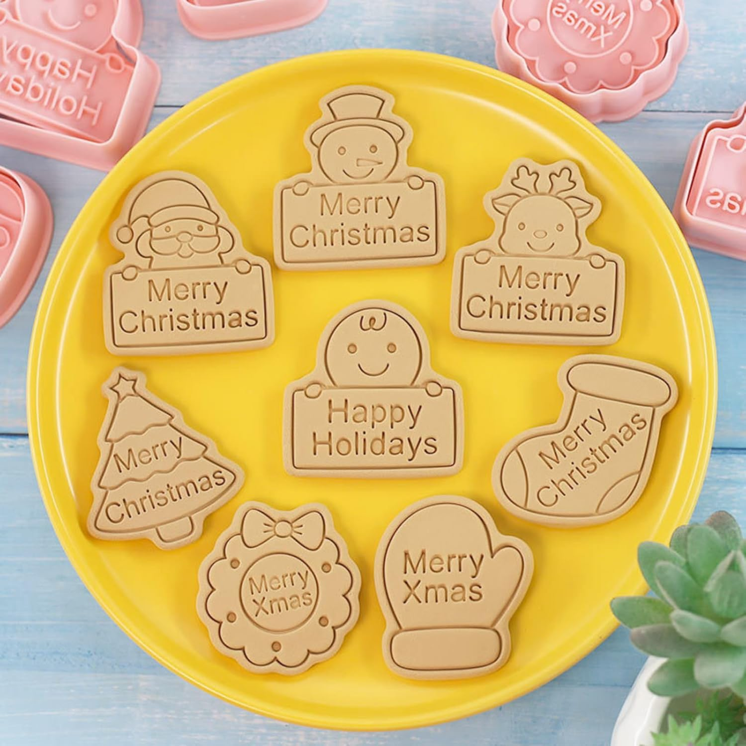Christmas Cookie Cutters, 8Pcs 3D Pressable Christmas Cookie Stamps Set- Gingerbread Man, Christmas Tree, Snowman,Santa,Garland,Elk,Gloves,Socks,Merry Christmas