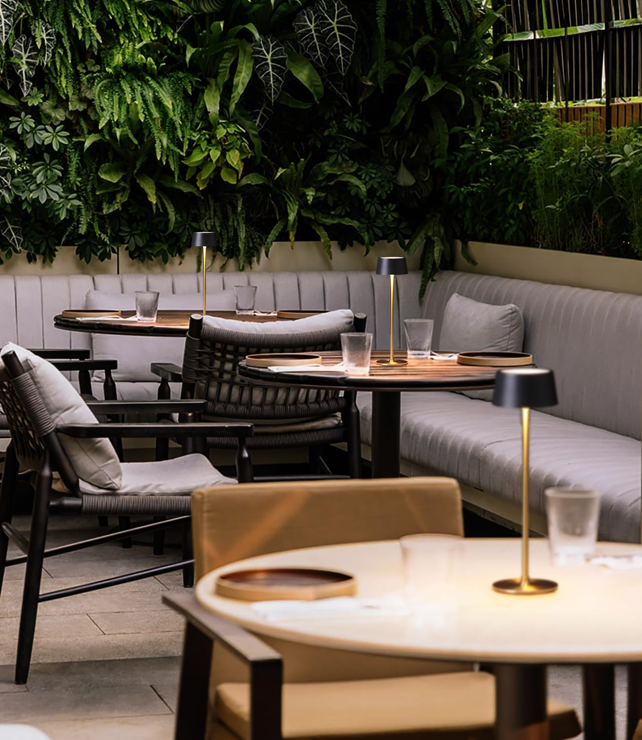 DAWALIGHT Cordless Table Lamp 4000Mah Rechargeable Battery Operated Lamp LED Desk Lamp Stepless Dimming Black and Gold Metal Table Light 2700K Gold Base image number 4