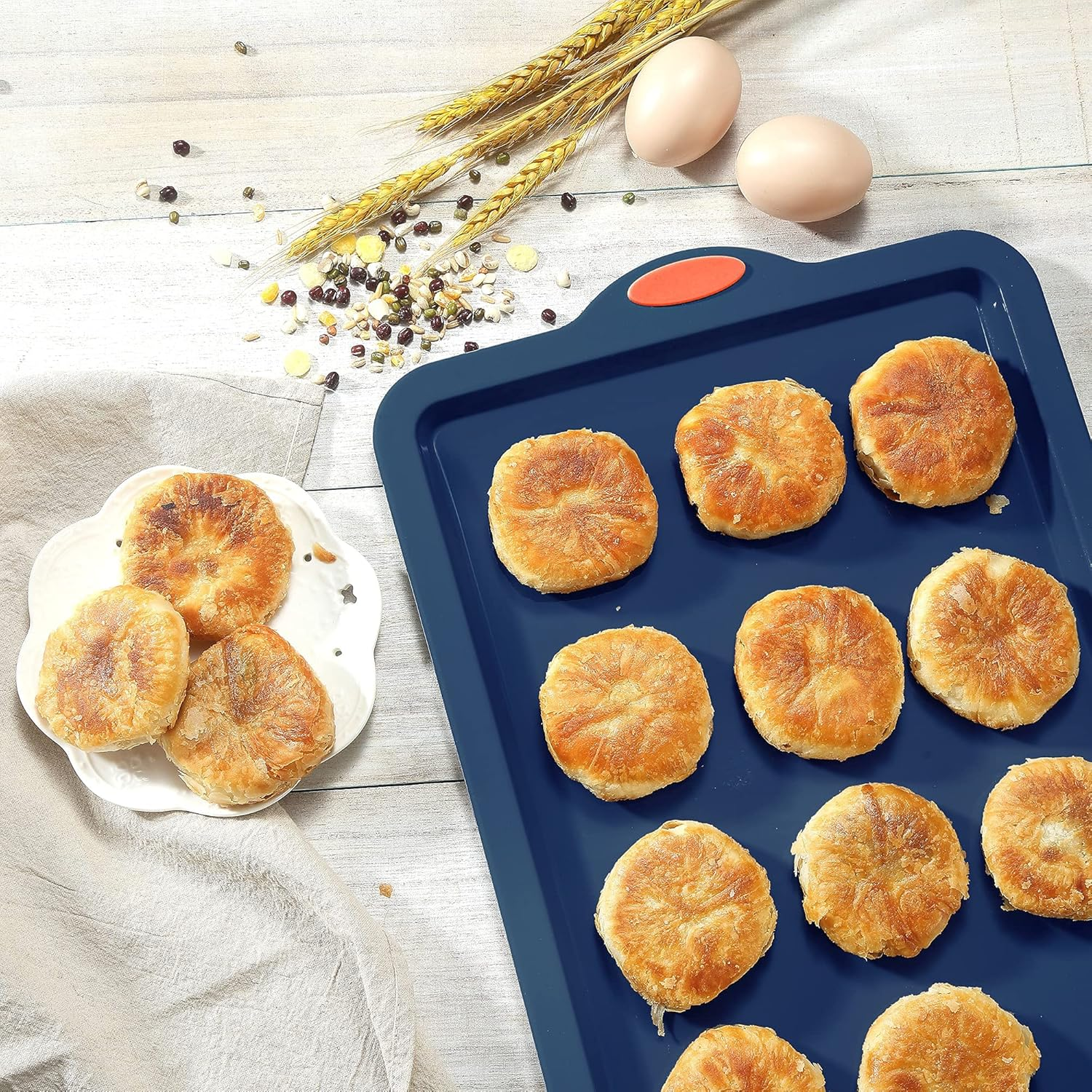 To Encounter Silicone Baking Pans Set, 4 Pieces Nonstick Bakeware Set with Baking Pans, Baking Sheets, Cookie Sheets, Cake Pan with Metal Reinforced Frame More Strength, Navy Blue image number 3