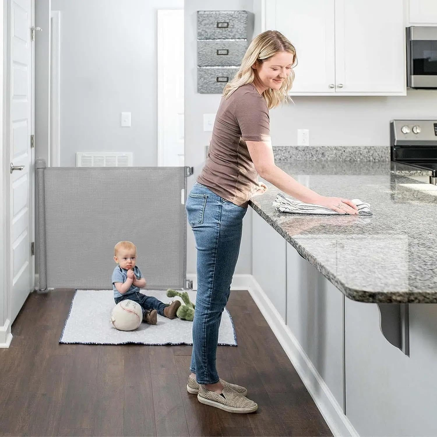 Retractable Baby Gate, Dog Gate Door Extensions, Durable Mesh Baby Safety Door, Wide Pet Gate 86Cm Tall, Extends to 150Cm Wide, for Doorways, Stairs, Halways. (Black, 150Cm)