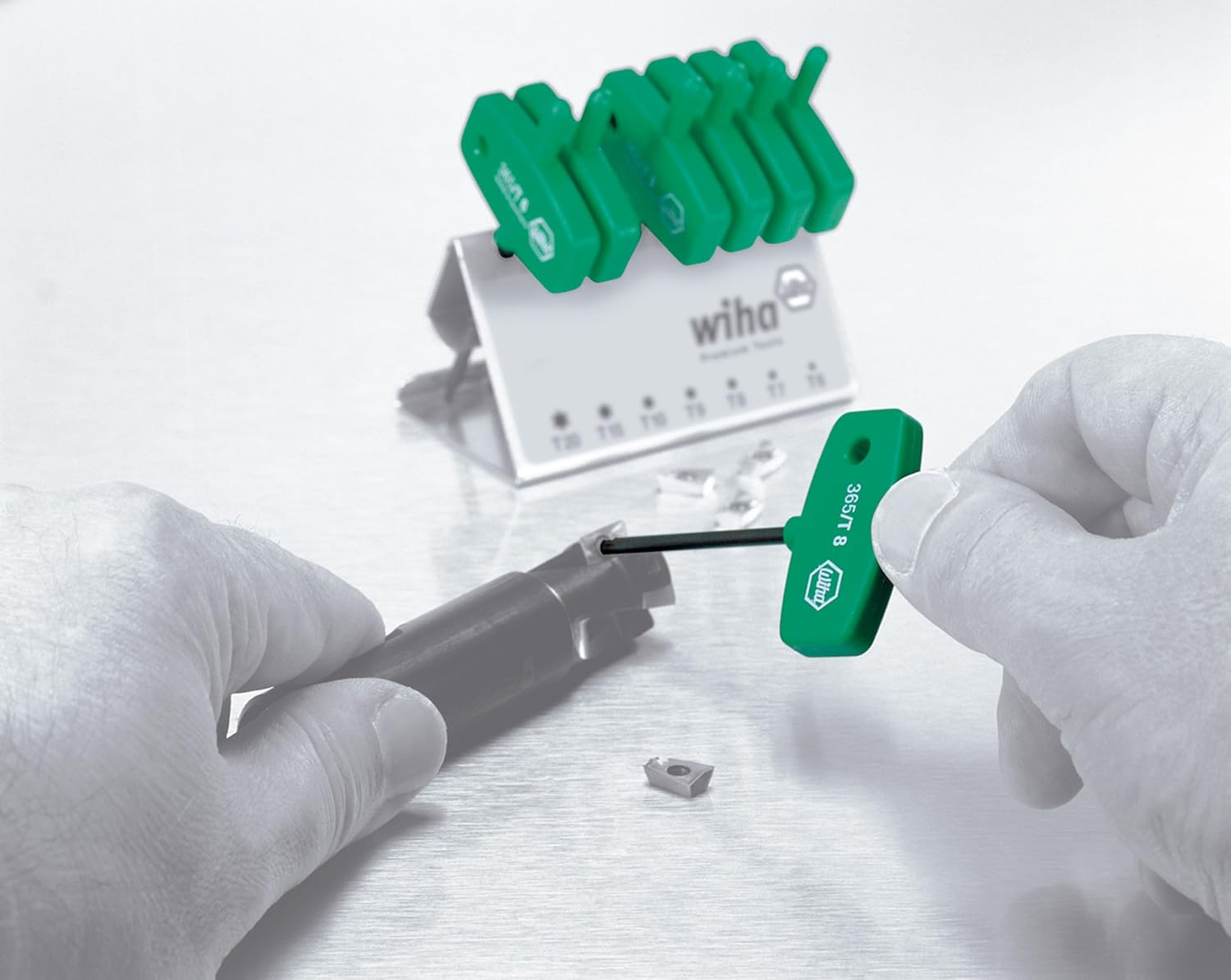 Wiha 36590 Torx Wing Handle 7 Piece Set in Metal Stand