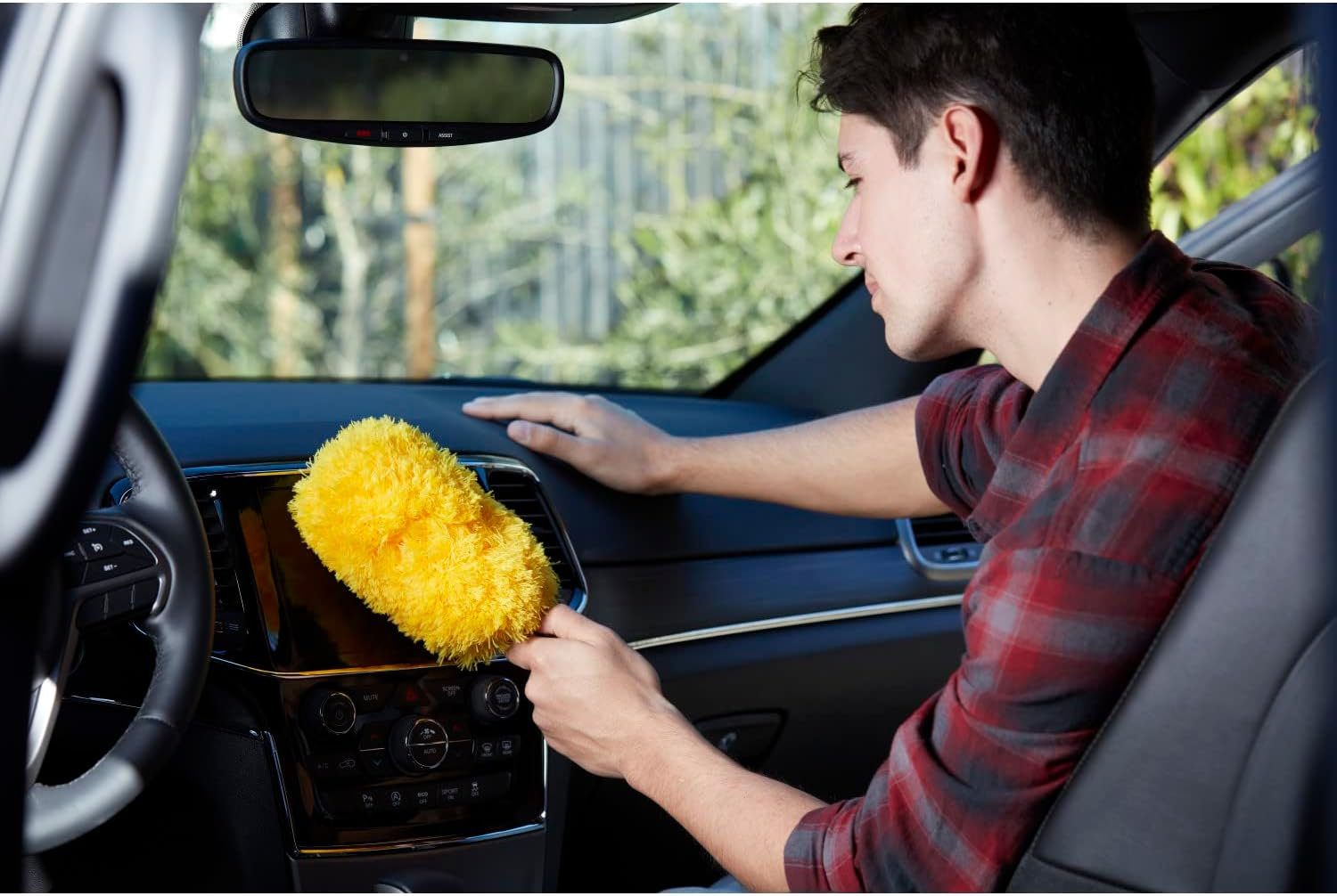 Armor All Car Interior Duster By, Scratch-Free Microfiber Car Duster with Handle image number 3