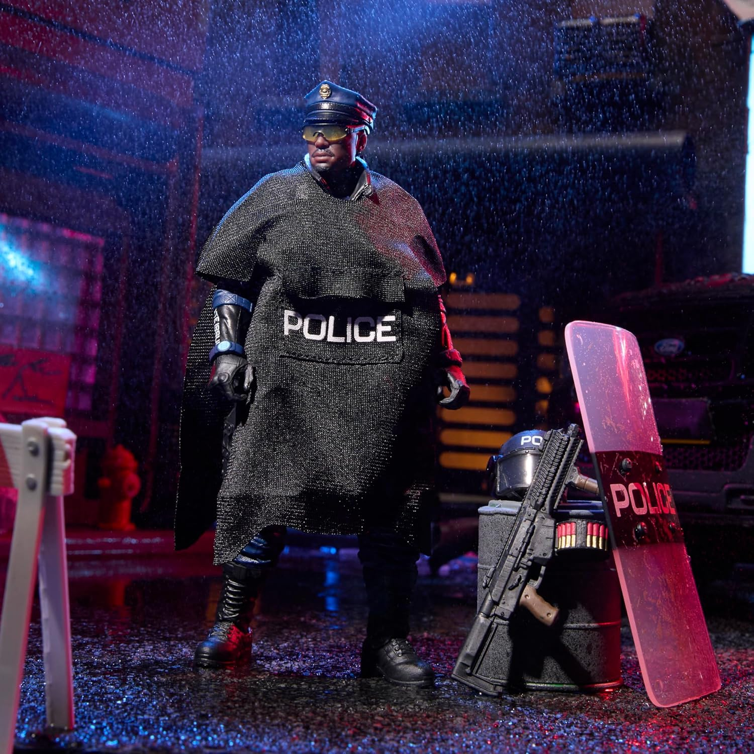 G.I. Joe Classified Series Legacy Collection: Action Joe &mdash; Police Emergency Service Unit (ESU), Collectible 6 Inch Action Figure with 14 Accessories image number 3