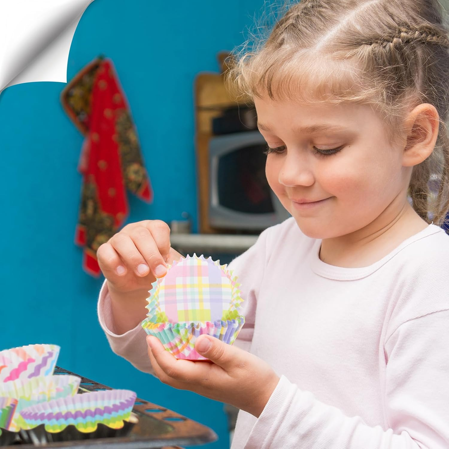 600 Pack Rainbow Cupcake Liners Cupcake Baking Cups Standard Size Rainbow Muffin Liners for Wedding Birthday Pride Party Candy Cake Decorations Supplies(12 Styles) image number 1