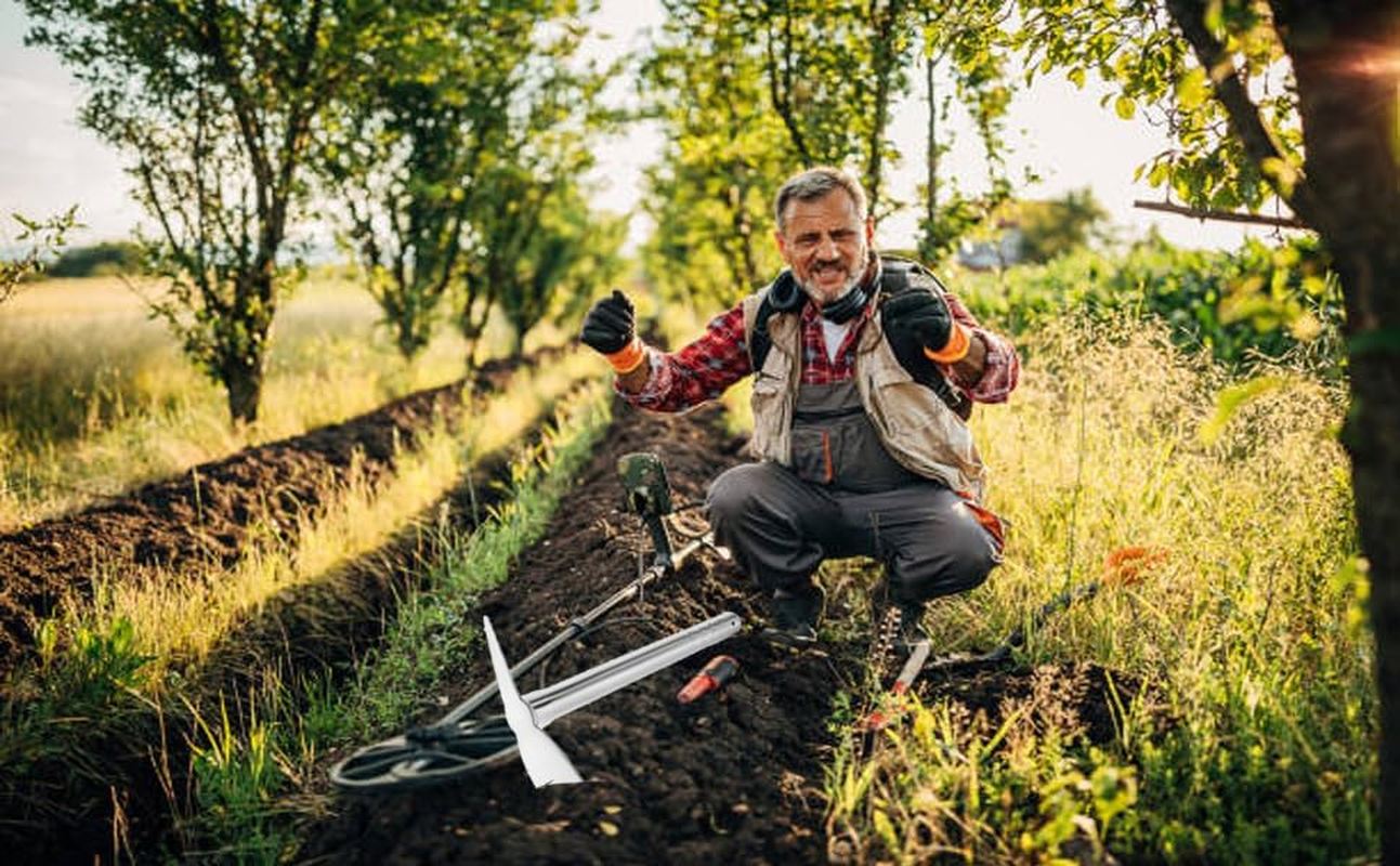Metal Detecting Stainless Steel Pickaxe, 15'' Metal Detecting Pick Tool, Metal Detector Accessories, for Gold Mining image number 4