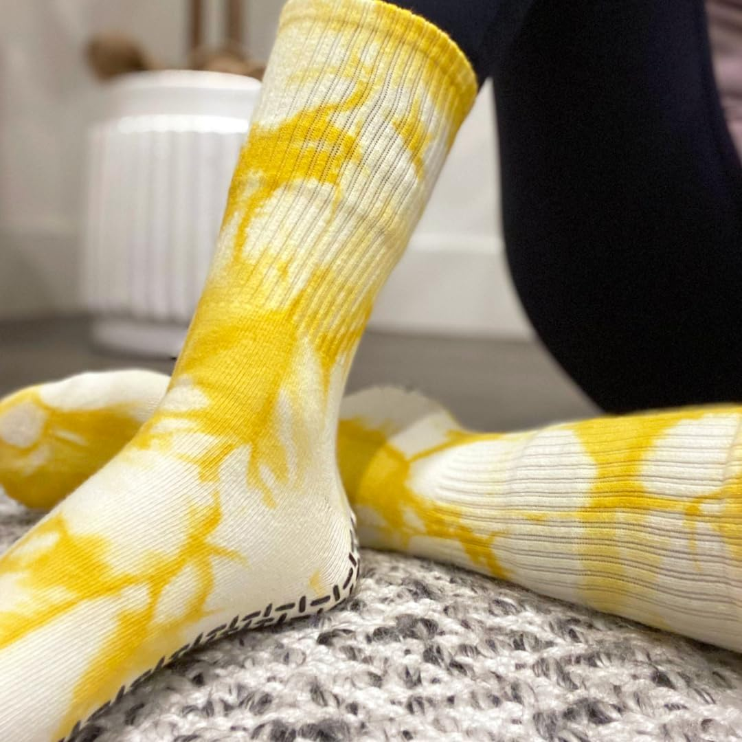 Balanced Studio | Pilates Yoga Anti-Slip Grip Socks for Unisex, Men, Women, Yellow, One Size image number 1