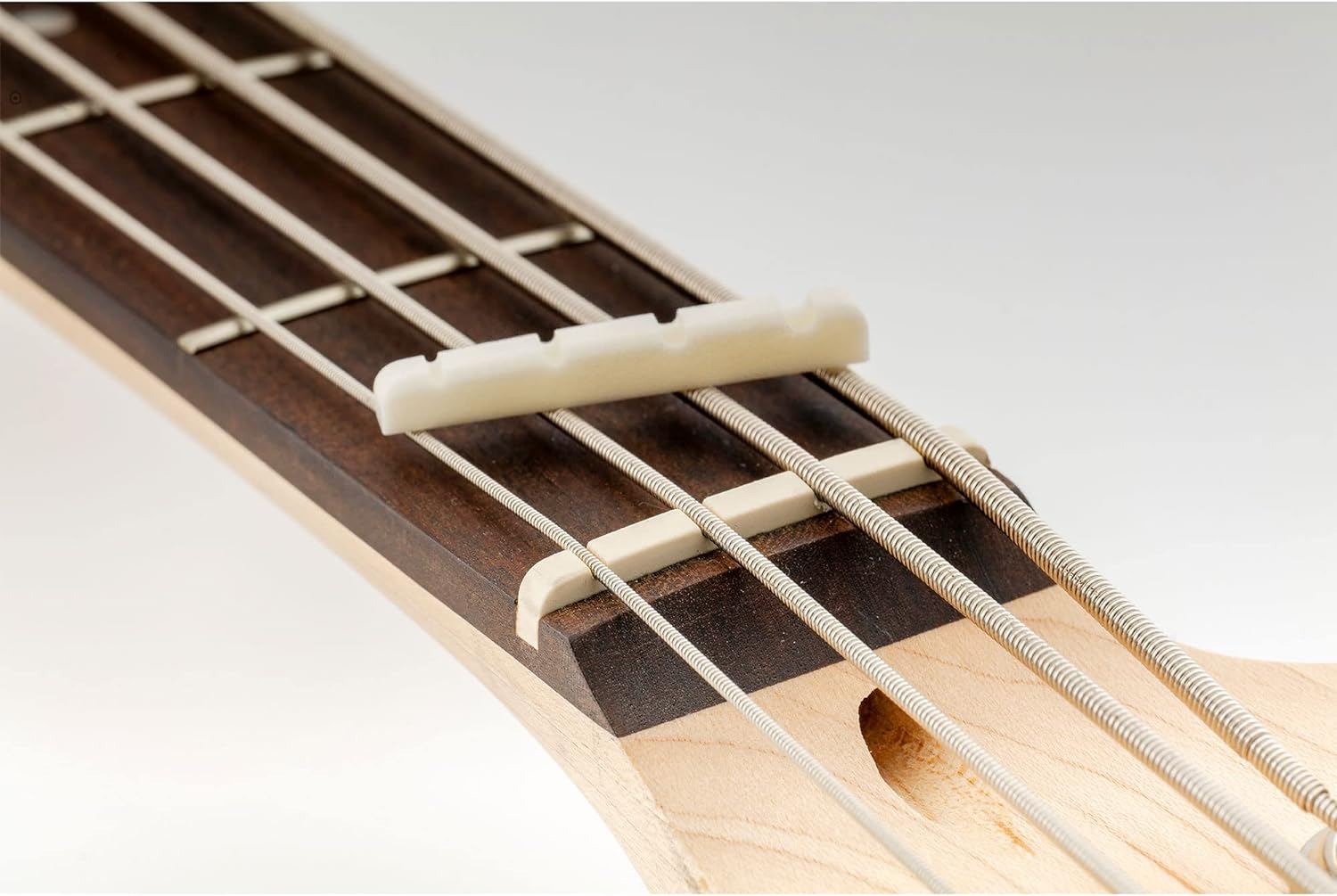 Musiclily Basic 38Mm Flat Bottom Bone Slotted Bass Nut for 4 String Bass Guitar, 38 * 3.5 * 5/4.5Mm (Set of 2) - 38X3.5X5/4.5Mm image number 5