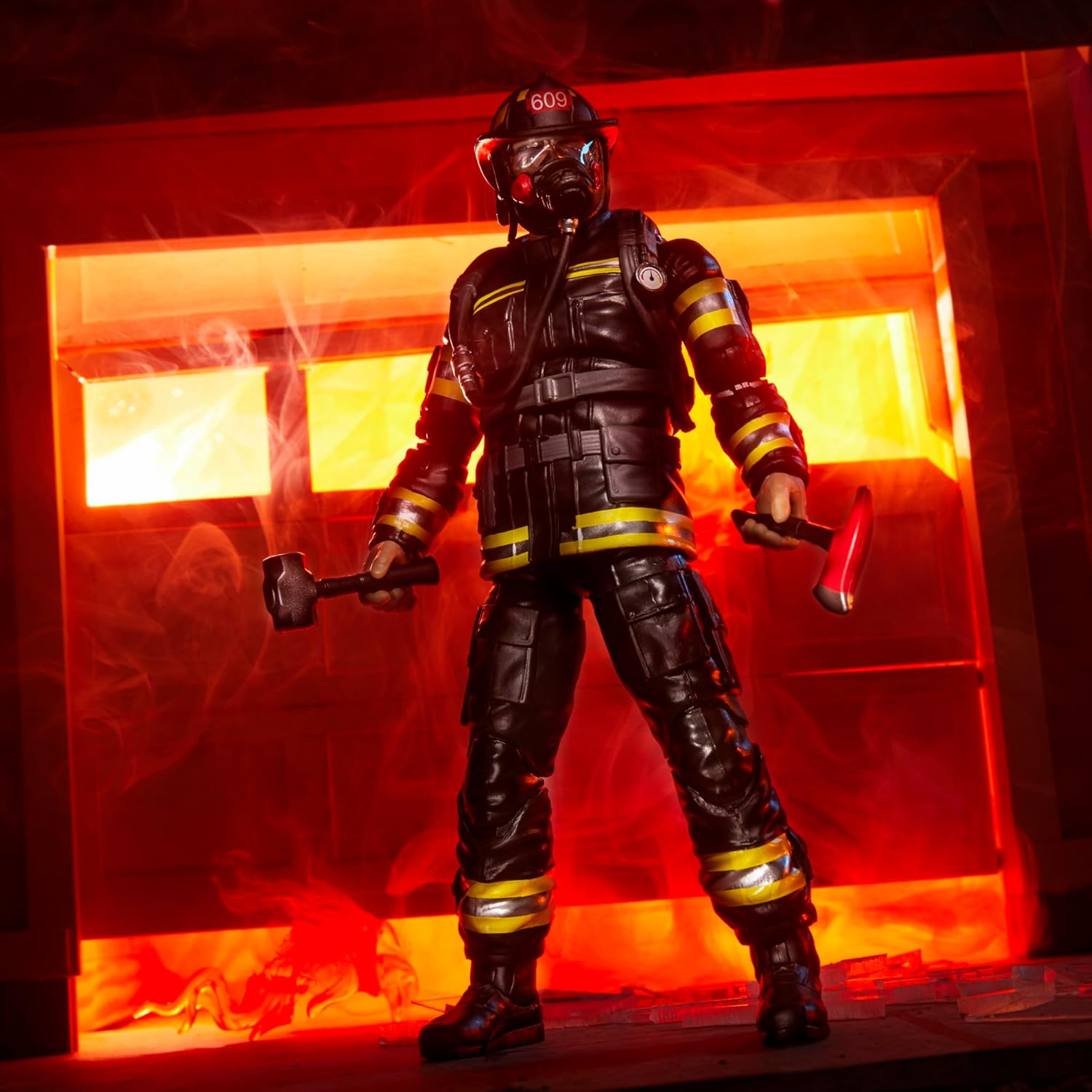 G.I. Joe Classified Series Legacy Collection - Search & Rescue Firefighter, Collectible 6 Inch Action Figure with 14 Accessories image number 4