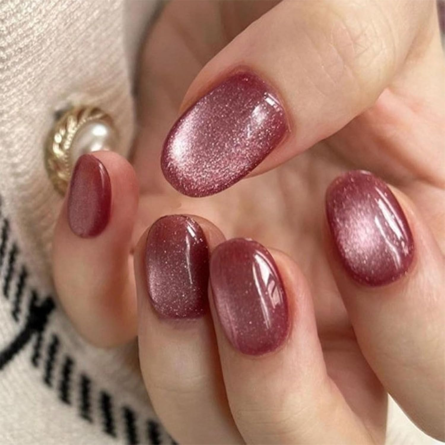 Xenophoer Short Press on Nails Oval Blue Cat Eye Fake Nails Acrylic Glue on Nails with Silver Glitter Designs Nails Press Ons for Women Daily Wear 24 Pcs