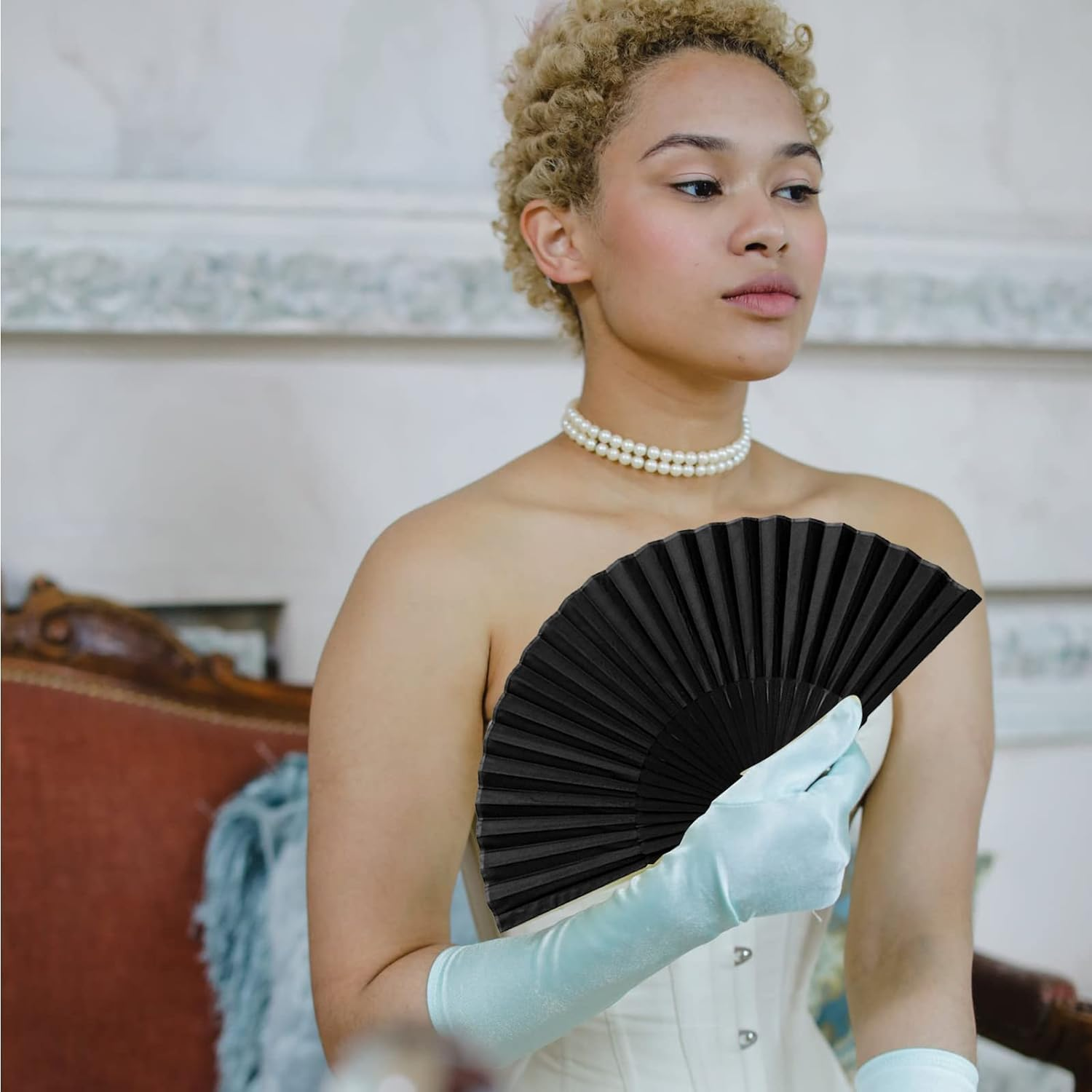 3Pcs Black Handheld Folding Fan, Chinese Retro Fabric Fan Handheld Fabric Bamboo Fan Black Chinese Ladies Folding Fan for Performances, Dances, Parties and Gifts