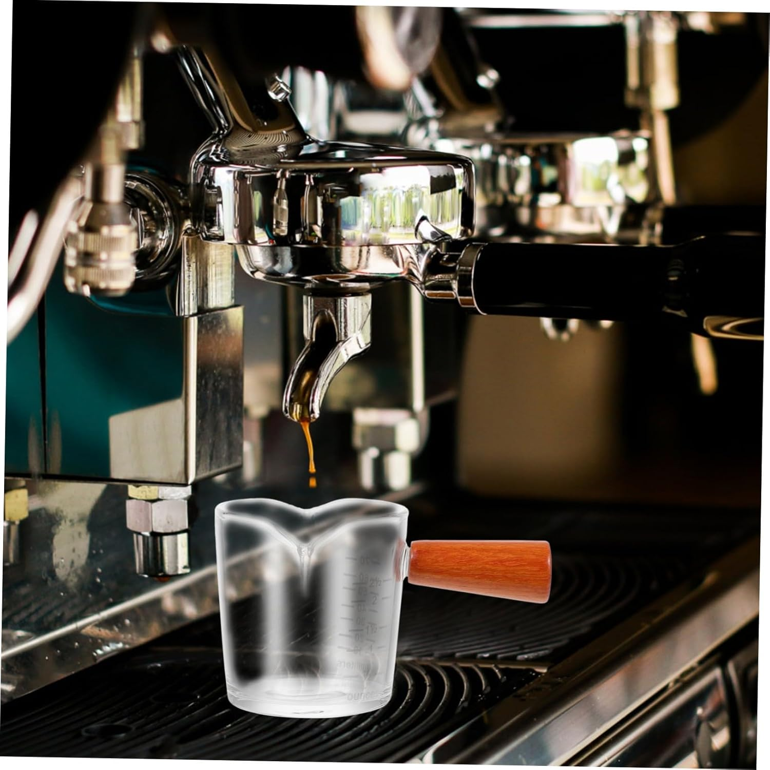 EXAOMBLE Glass Milk Cup with Handle Double Mouth Measuring Cup Thick Glass Coffee Latte Art Pitcher for Home Bar Espresso Frothing and Milk Pouring, Wooden Handle Design image number 3