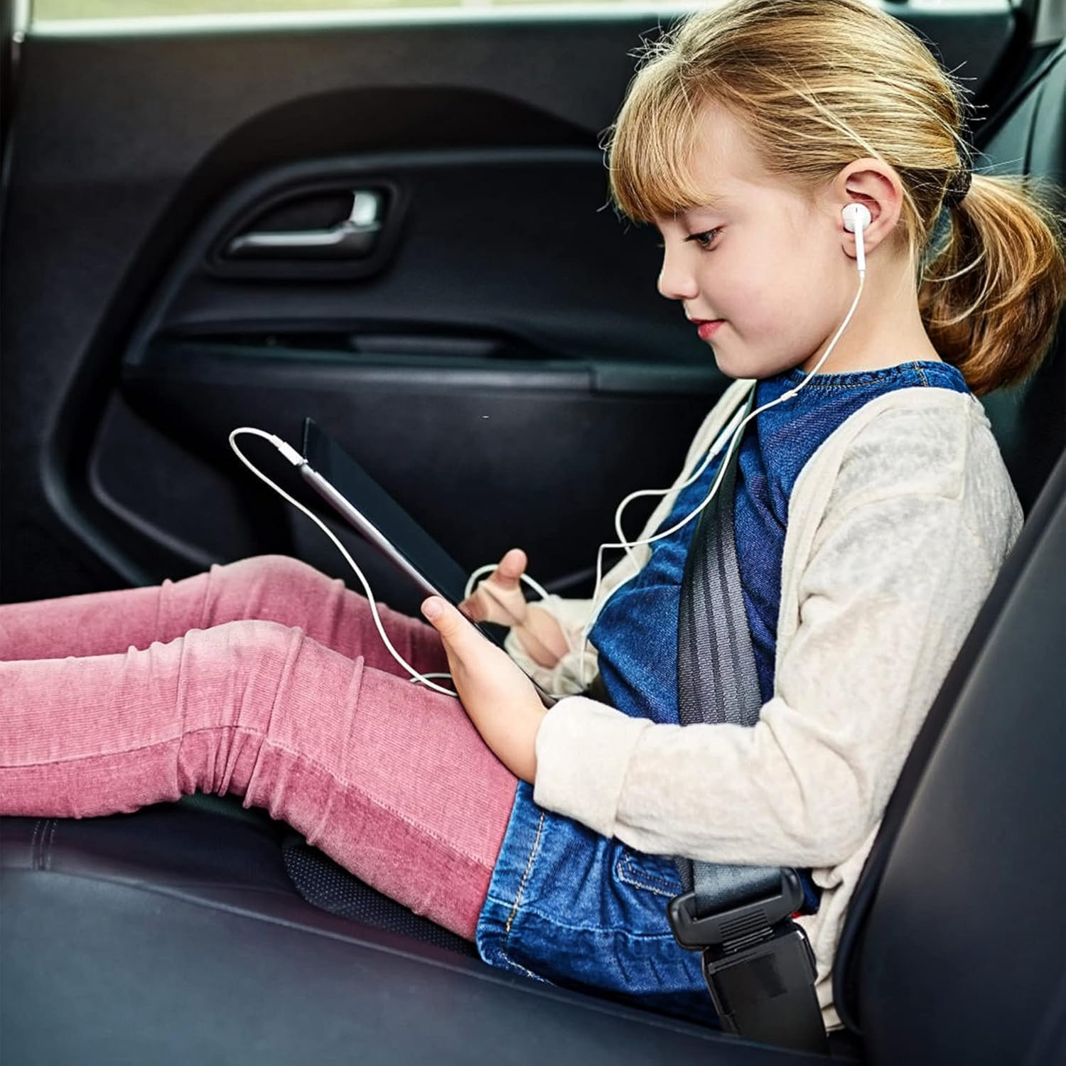 Seat Belt Lock Cover - Prevent from Unbuckle Seat Belts Lock Clip ﻿ image number 3