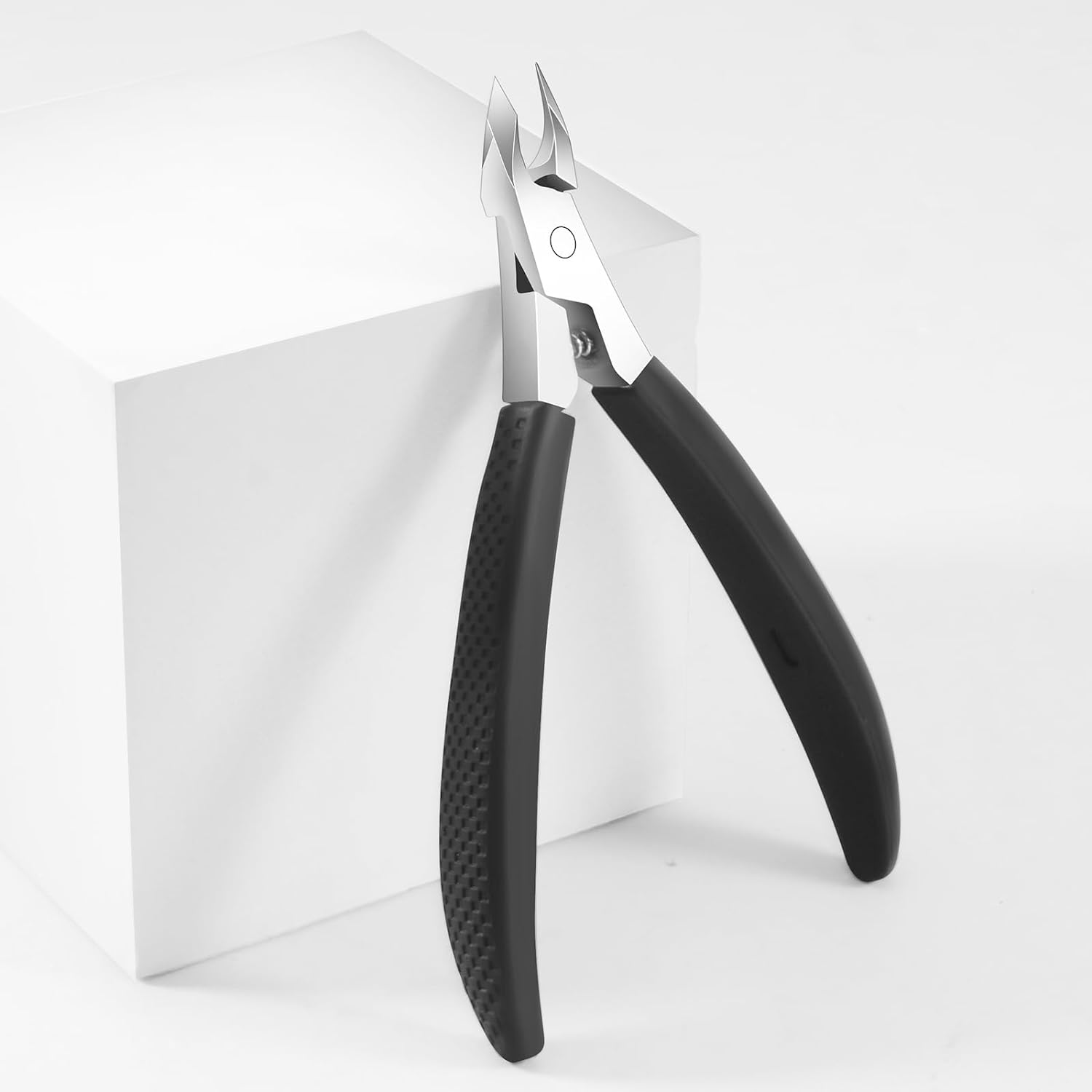 Diesisa Cuticle Trimmer,4Mm Jaw Extremely Sharp,Cuticle Clippers for Nails with Silicone Handle, Non-Slip,Professional Steel Cuticle Cutter,Trimmer Dead Skin Remover Stainless Cuticle Remover Tool image number 4