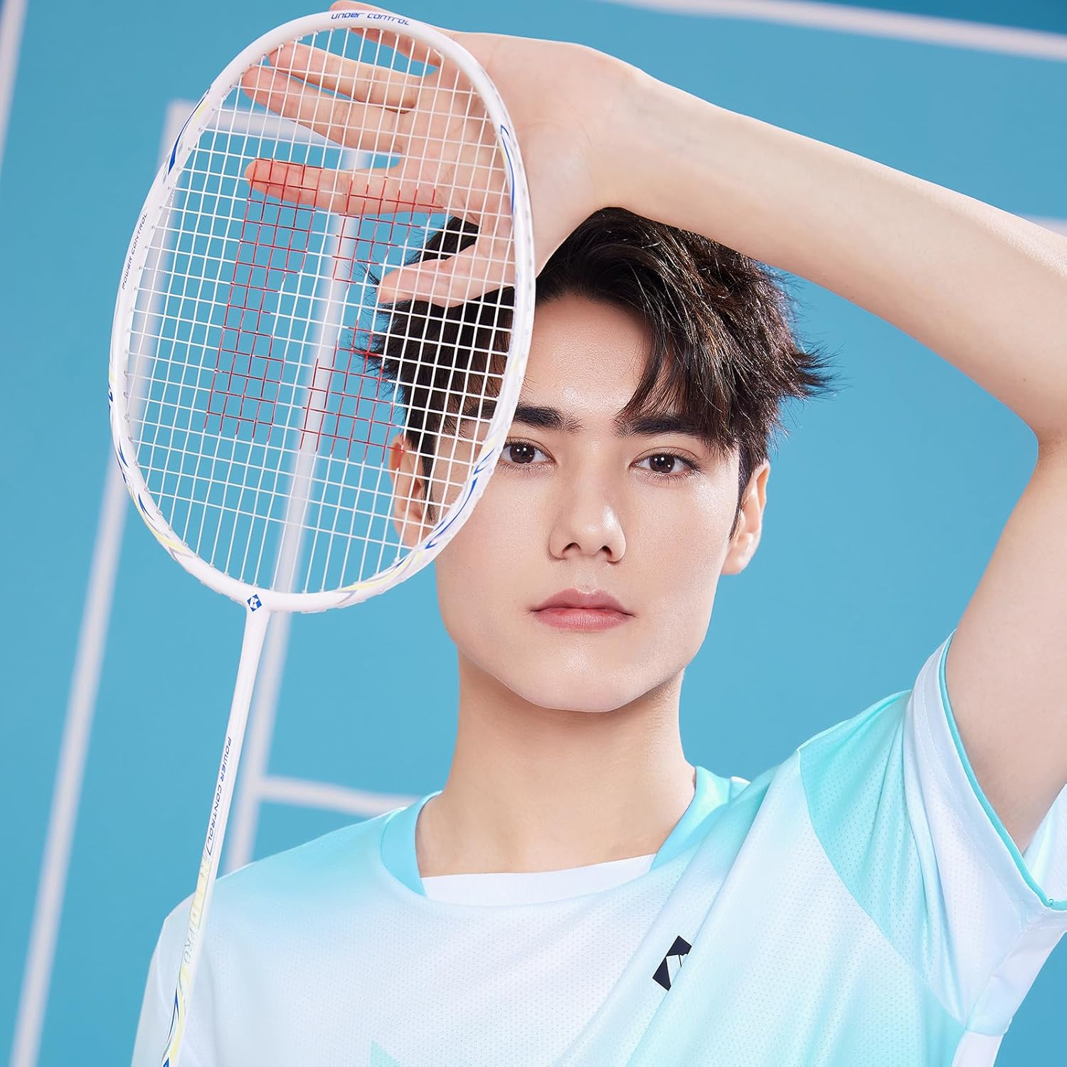 Professional Badminton Racket, Carbon Fiber Badminton Racket, High Tension String Lightweight Badminton Racquet with Badminton Racket Bag for Sports Training Game