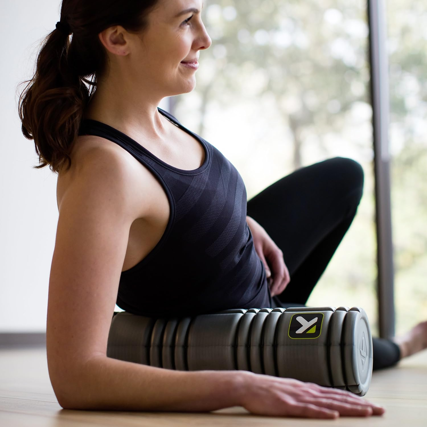 Triggerpoint CORE Foam Massage Roller with Softer Compression for Exercise, Deep Tissue and Muscle Recovery - Relieves Muscle Pain & Tightness, Improves Mobility & Circulation (12'', 18'', 36'') image number 6