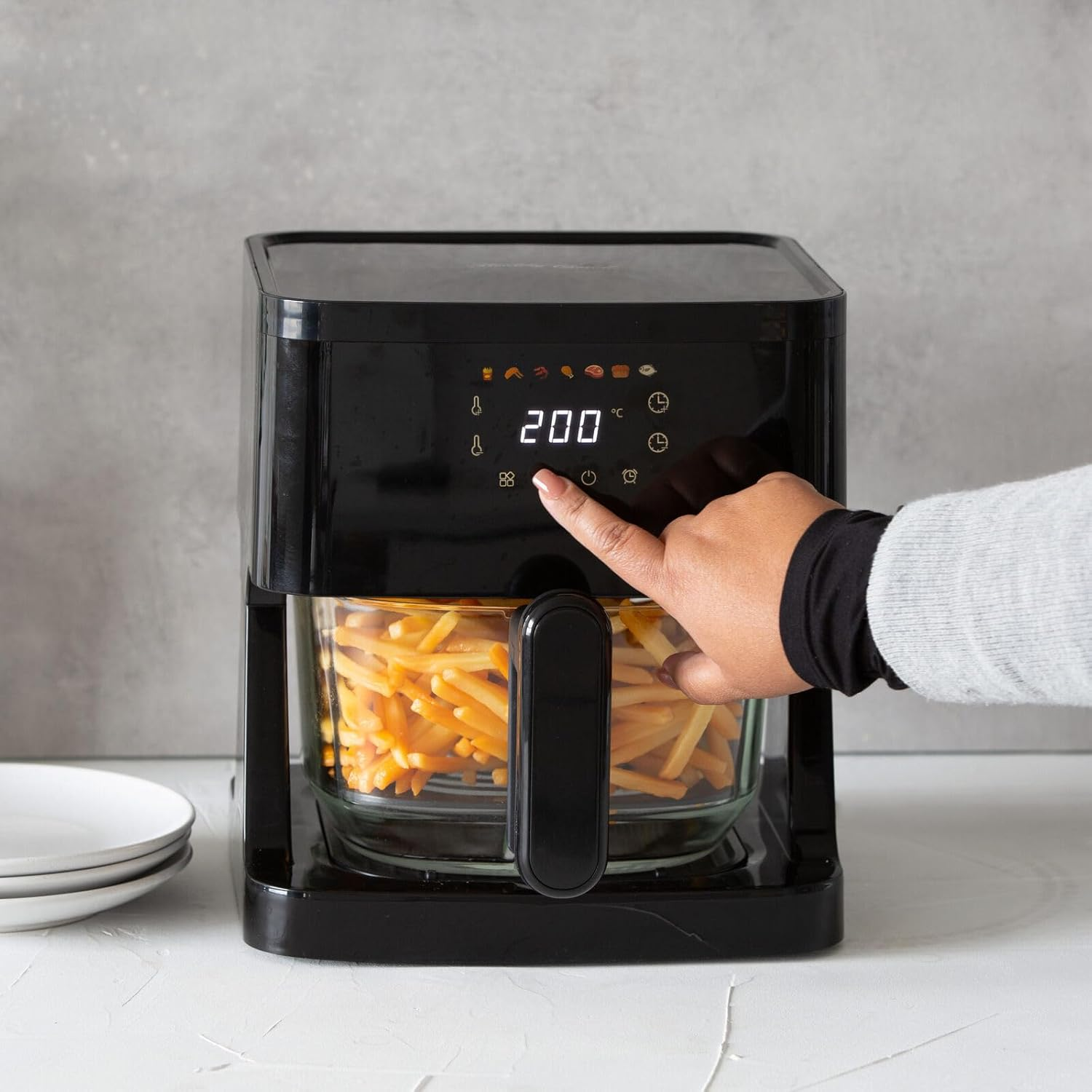 Healthy Choice 5L Glass Digital Air Fryer with Touch Control Panel, 7 Presets, Adjustable Temperature 80&ndash;200&deg;C, Easy-Clean Dishwasher-Safe Basket image number 4