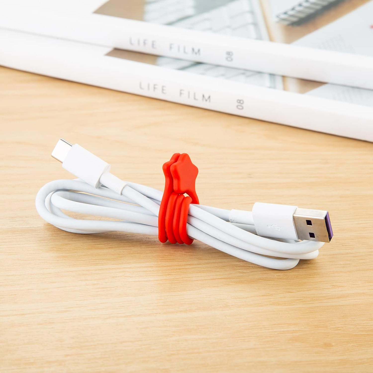 Fironst Strong Magnetic Twist Ties for Bundling and Organizing, Multi-Color Magnet Cord Winder for Cable Management, Hanging & Holding Stuff Silicone Cord Keeper（7 Colors-14Pack）