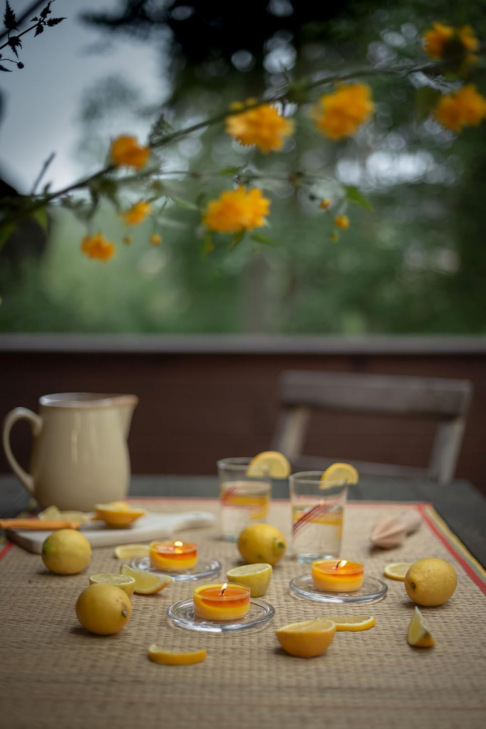 Bolsius True Citronella - Maxi Scented Tea Lights - Citronella - Pack of 8 - Outdoor Candles - Natural Plant Wax - with Natural Extracts - without Palm Oil image number 4