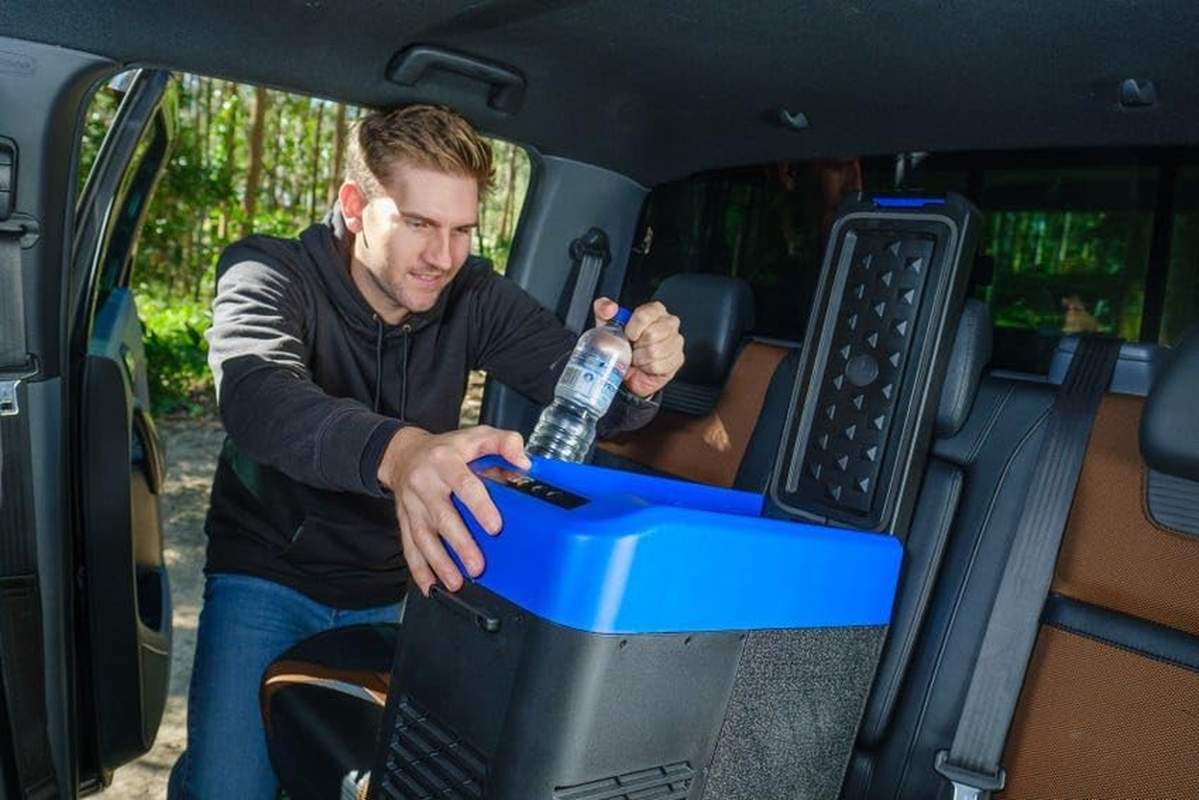 Kings Portable Console Fridge | 13.5L Capacity | Fridge or Freezer +10&deg;C to -20&deg;C | 12V & 24V image number 3