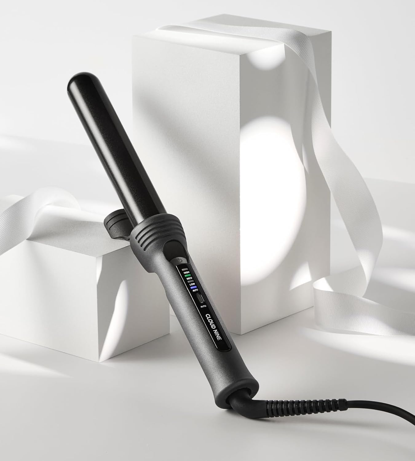 CLOUD NINE the Curling Wand Hair Curler Grey | Styling Tool Variable Temperature Control 125&deg;C to 175&deg;C Range of Hair Types Strong Shiny Healthy Results | Ceramic Barrel Pivoting Cord image number 2