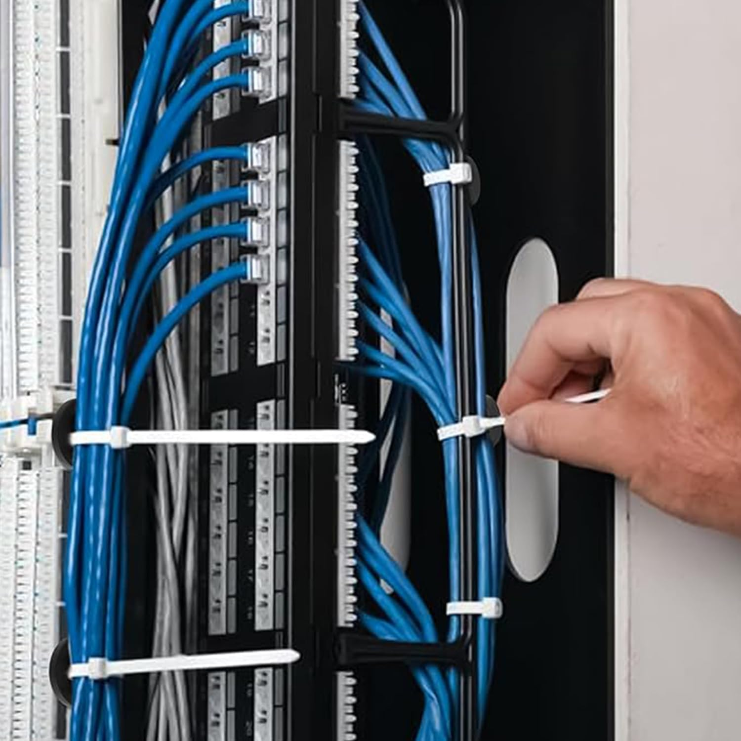 Roczential Magnetic Cable Zip Tie Mount Kit, Magnetic Zip Tie Mount, Magnetics Wire Holder, Strong Magnetics Wire Mounts Base with Nylon Zips Ties, for Cable Management (10Pcs,) (22Mm) image number 5