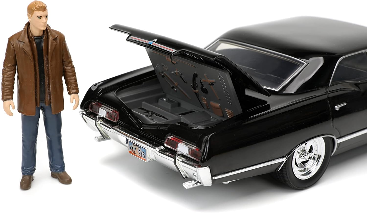 Jada Toys Supernatural 67 Chevy Impala with Dean 1:24 Scale Hollywood Ride Diecast Vehicle image number 3