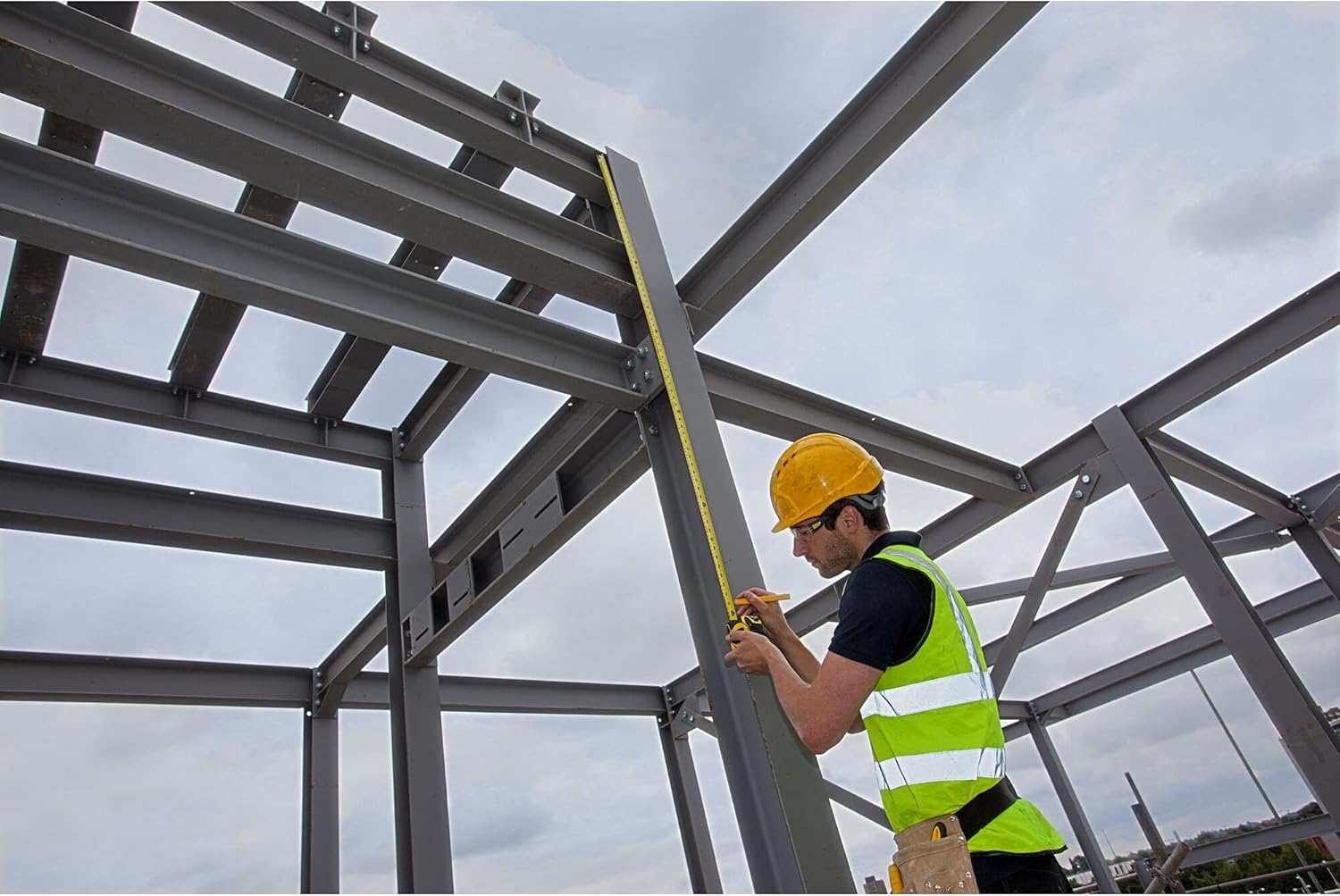 Stanley 0-33-532 10M Micro Powerlock Tape with Blade Armor, Silver image number 6