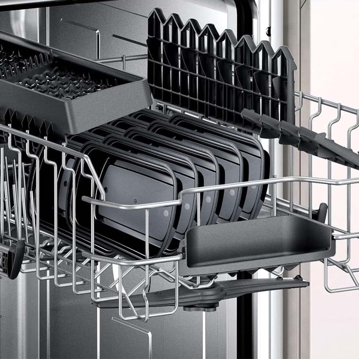 35 Pack 32Oz Food Storage Containers with Lids &ndash; Extra Large & Thick Meal Prep Containers, Bpa-Free Reusable Plastic Bento Boxes, Stackable, Microwave/Dishwasher/Freezer Safe image number 1