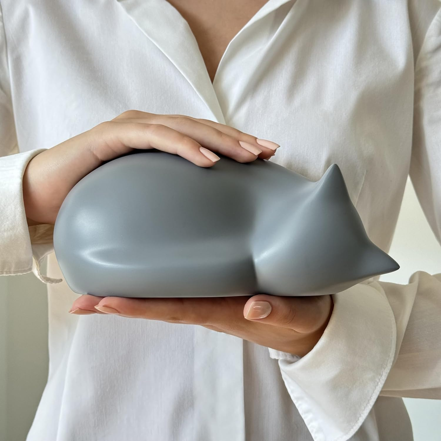 Comemori Pet Cat Urn (White)