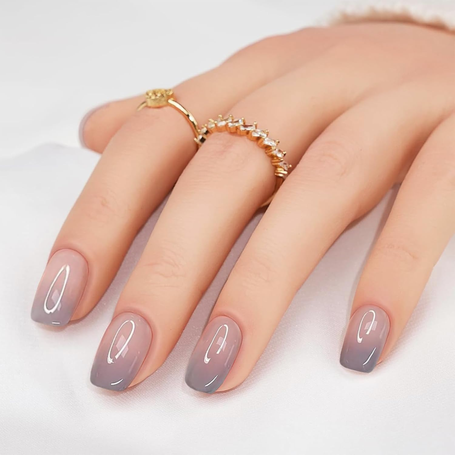 Mrltau Press on Nails Short, 24 Piece Stick-On Nails Set with Jelly Glue Stickers and Double-Sided Nail File, Environmentally Friendly False Nails for Natural Look image number 4