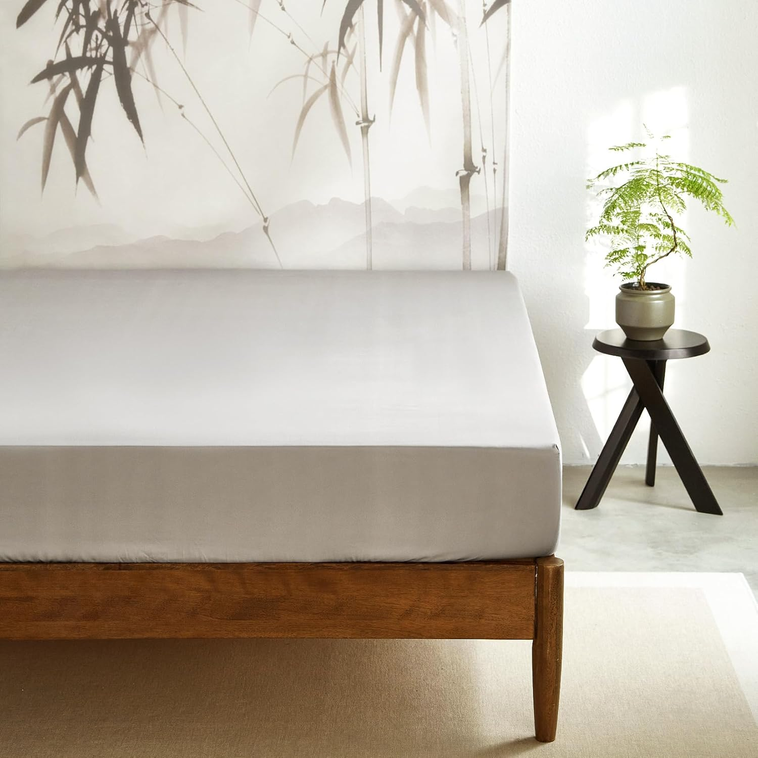 Wake in Cloud - 100% Bamboo Fitted Sheet, 1 Piece, Cooling Breathable & Silky Soft, Extra Deep, Grey, Queen Size