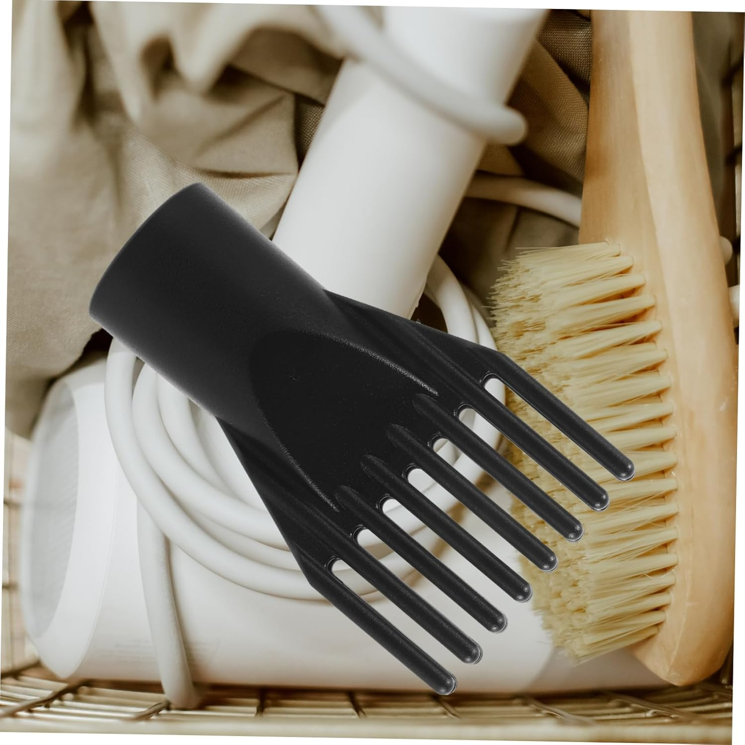 DONFAMDS Heat Resistant Abs Hair Dryer Nozzle Attachment for Pets Reusable Blow Dryer Comb Airflow to Smooth and Hair image number 6