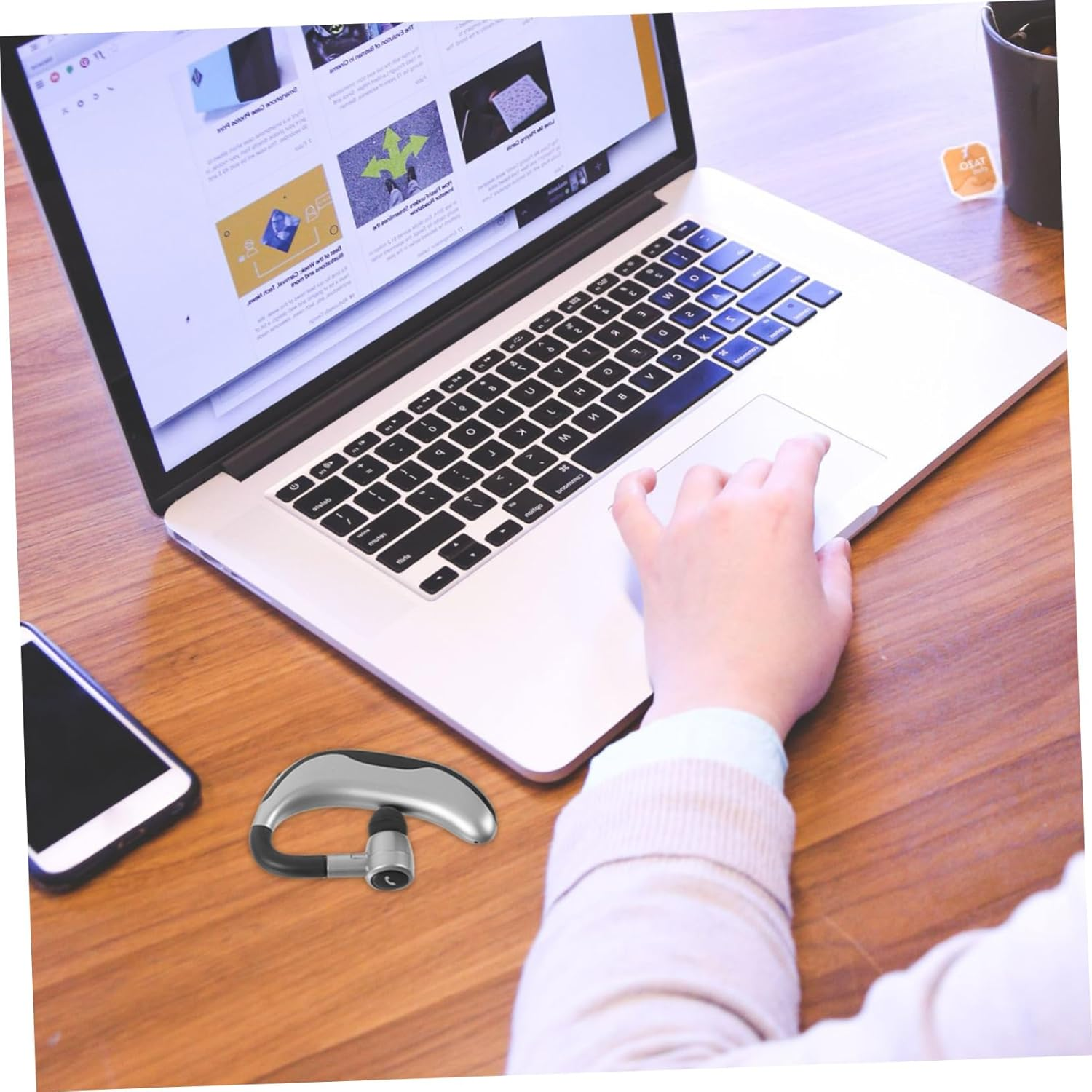 Gadpiparty Sports Wireless Headphones Stereo Earphones for Workout Fitness Running Handsfree Use Smart Phone image number 4