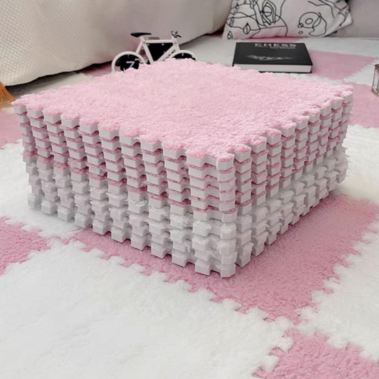 Typutomi 10Pcs Plush Puzzle Foam Floor Mat, Soft Fluffy Interlocking Square Foam Tiles Area Rugs Carpet for Parlor Bedroom Decoration(11.8X11.8In, Pink & White)