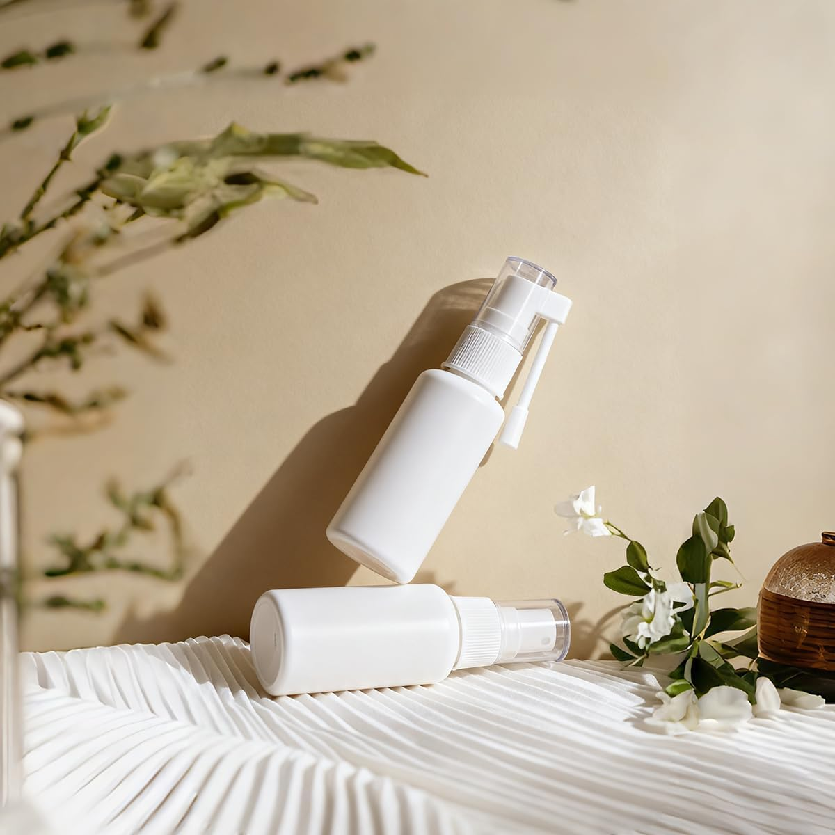 UPSTORE 3PCS 1Oz(30Ml) Plastic Nasal Spray Bottle with 360 Degree Rotation Refillable Empty Throat Sprayer Pump Cleaning Container Travel Sized Sub Cosmetic Bottle (White) image number 6