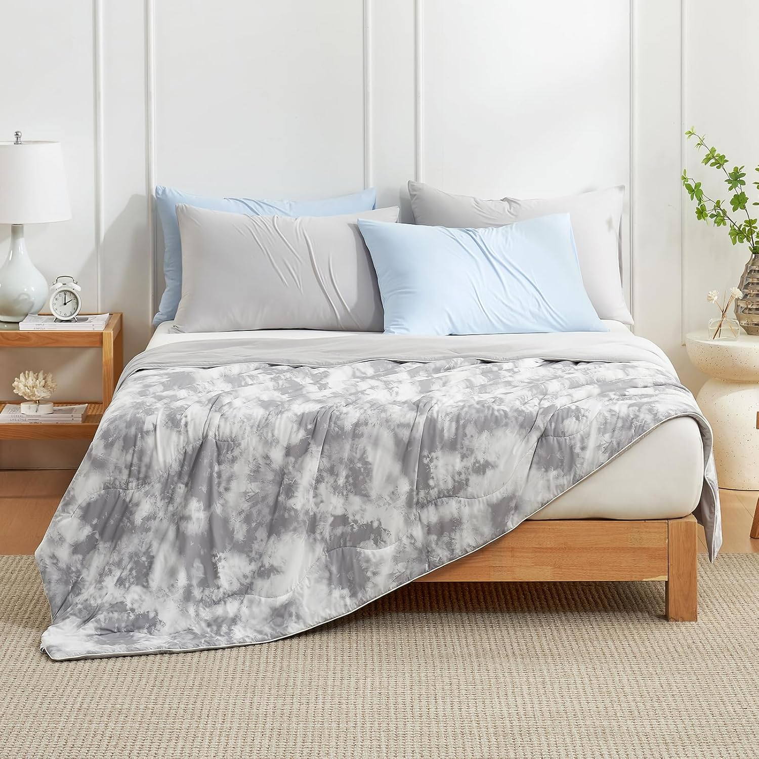 Cozy Bliss Cooling Comforter Queen Size, Cooling Blankets for Hot Sleepers and Night Sweats, Tie Dye Grey Summer Comforter for Queen Size Bed, Breathable Soft Lightweight Silk Smooth image number 2