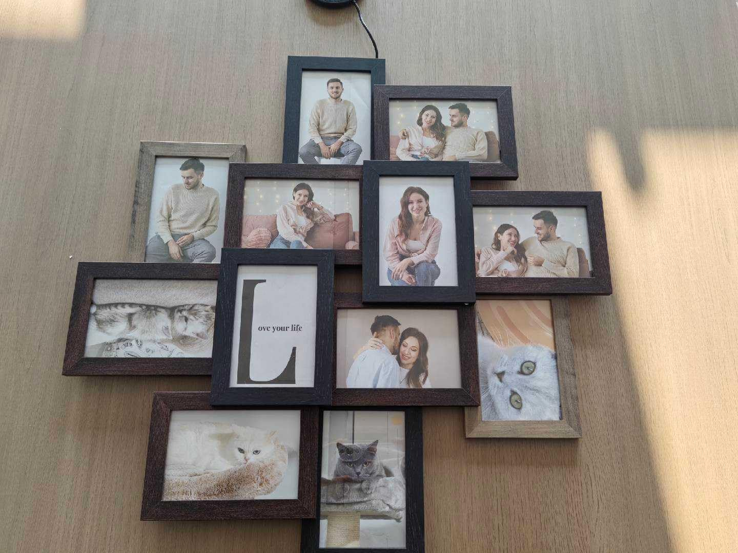 SONGMICS Picture Frame Collage for 12 Photos in 4X6, Picture Frames, Photo Frame Set, Glass, Assembly Required, Wall-Mounted, Family Photos, MDF, Rustic Brown RPF022X01