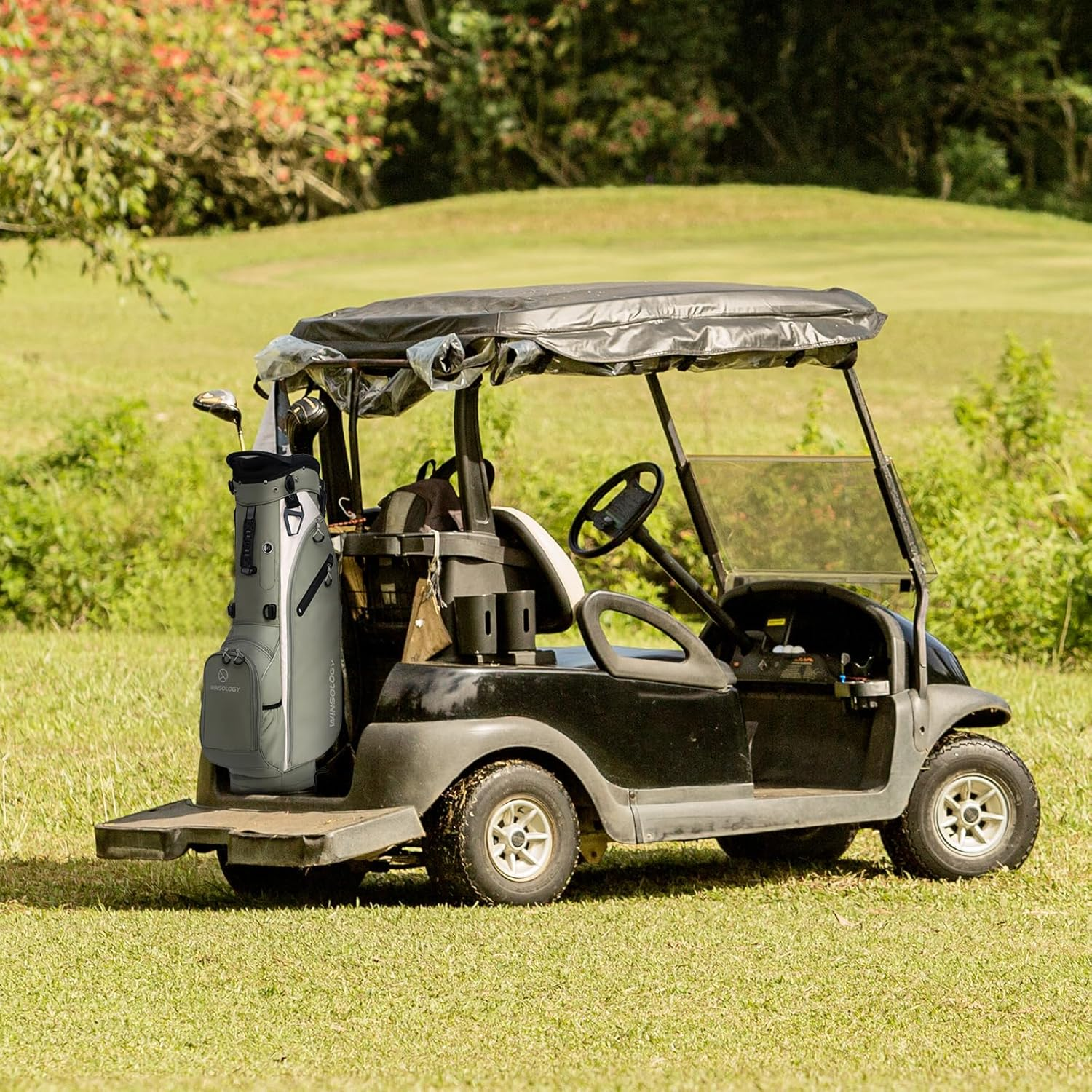 T WINSOLOGY Golf Bag for Men Travel Club Stand Ball Cart Support Pole Vessel Pouch Camo Stand Gifts Airlines for Women,Womens Double Shoulder Straps Lightweight Golf Bag Organizer Storage. - Sage Grey/Cream image number 3