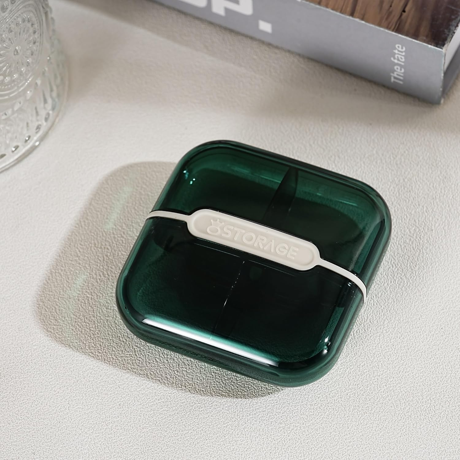 Portable Weekly Pill Organize Compact Travel Medicine Dispenser with Compartments for Daily Medication Managemen (Clear, 4) image number 3