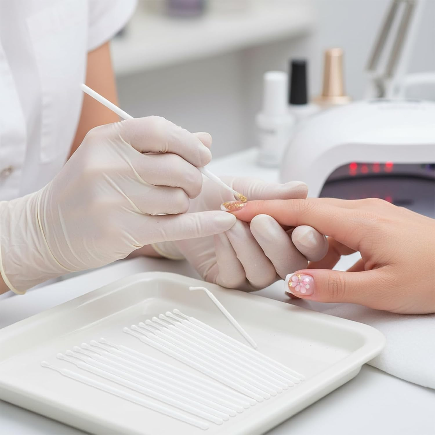 Disposable Eyelash Brushes and Makeup Applicators, 400PCS Multipurpose Micro Brushes for Lashes 400 PCS, Salon & Home Use (White) - Auroly image number 3