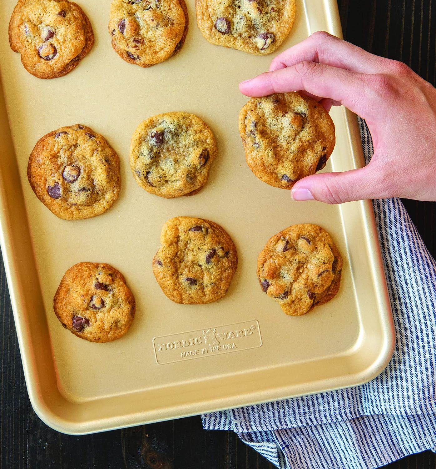 Nordic Ware Naturals Nonstick Quarter Sheet Baking Pan, 2-Pack image number 4