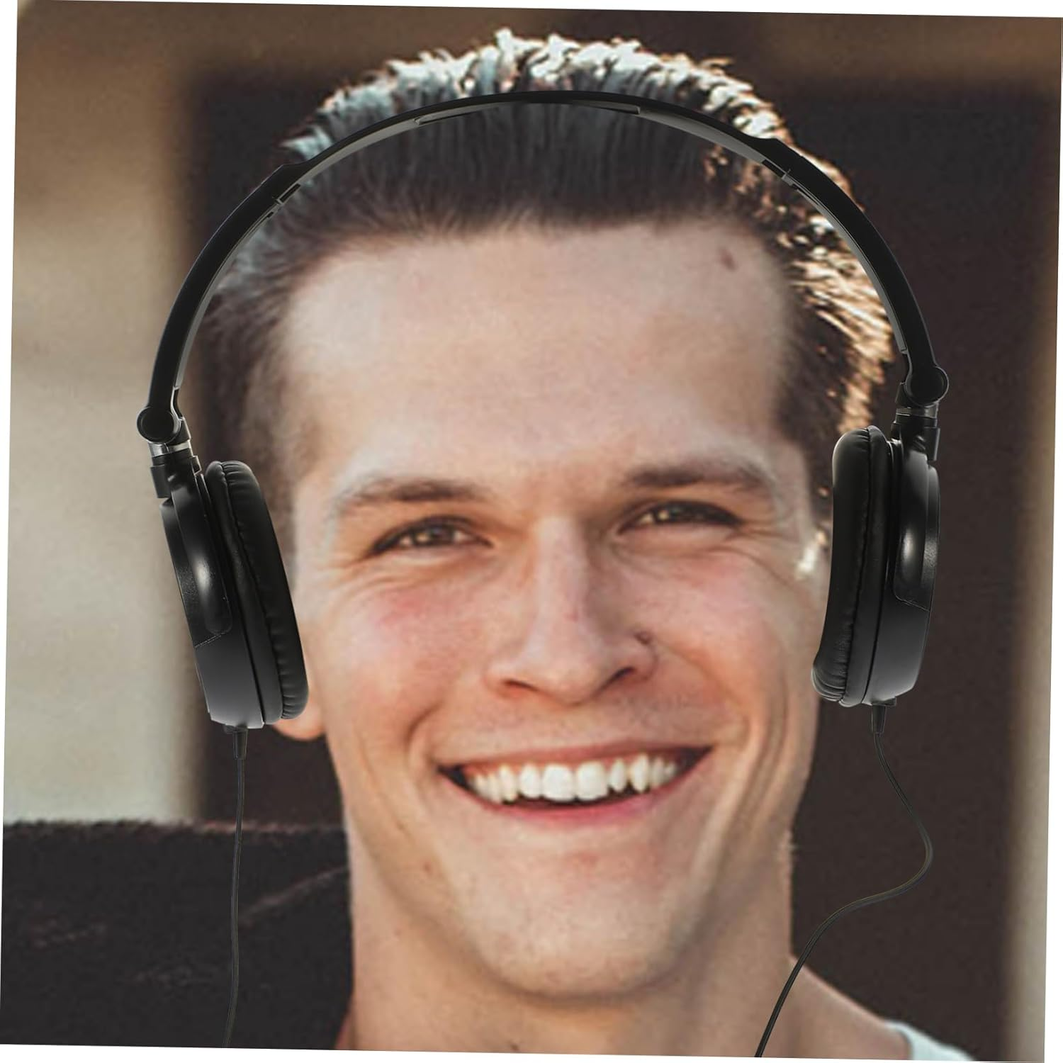 QUMIIRITY Headphones Microphone Lightweight Foldable Headsets Volume Control for Smartphones Pc Laptop Tablet over Ear Headphones Bass for Gaming and Music Listening image number 5