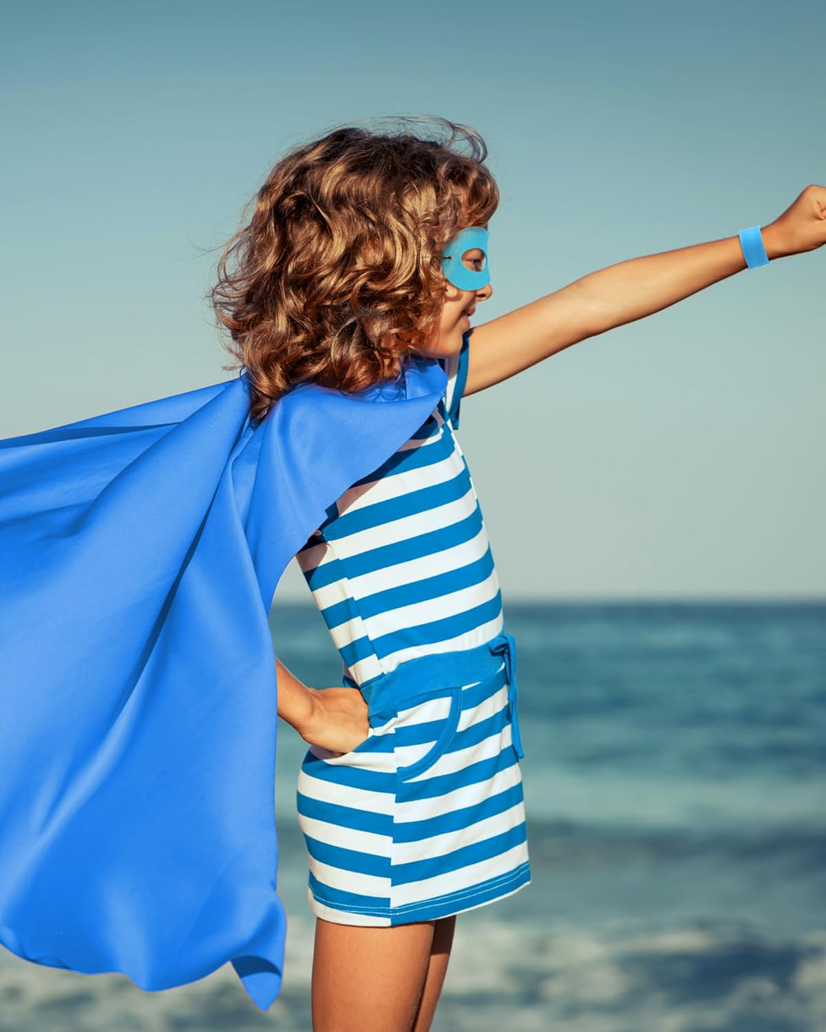 Jenaai Bulk Heroic Capes and Masks for Kids Boys Girls with Slap Bracelets Dress-Up Group Costumes Christmas Party Gifts image number 4