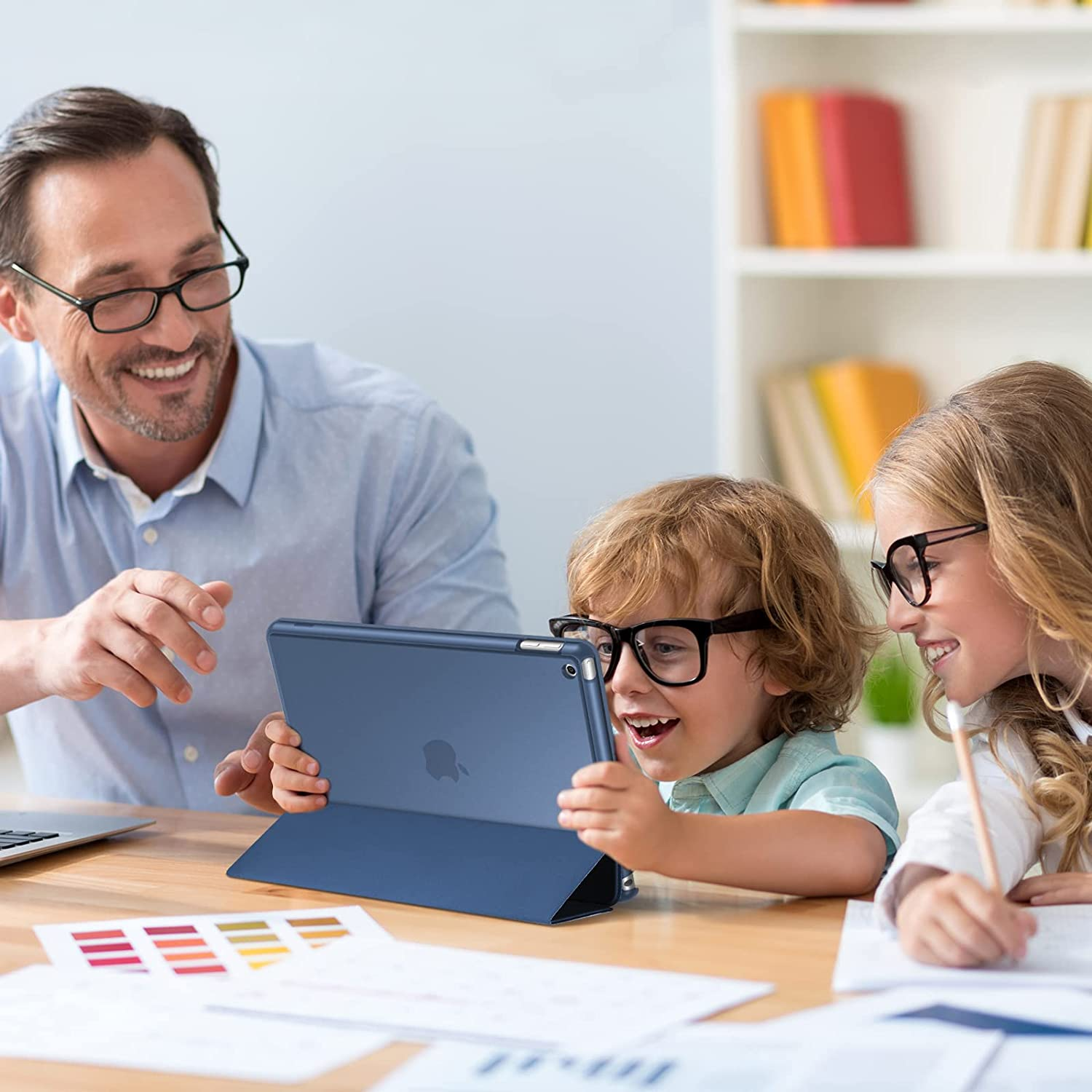 Procase Ipad 10.2 Case 9Th Gen 2021/ Ipad 8Th Gen 2020/ 7Th Gen 2019, Slim Stand Hard Back Shell Protective Smart Cover Case for 10.2 Inch Ipad 9/8/7 -Darkblue - Camopink image number 3