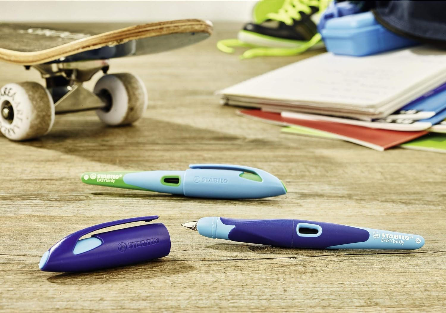 Ergonomic School Fountain Pen - STABILO Easybirdy a Nib Left Handed Berry/Pink image number 3