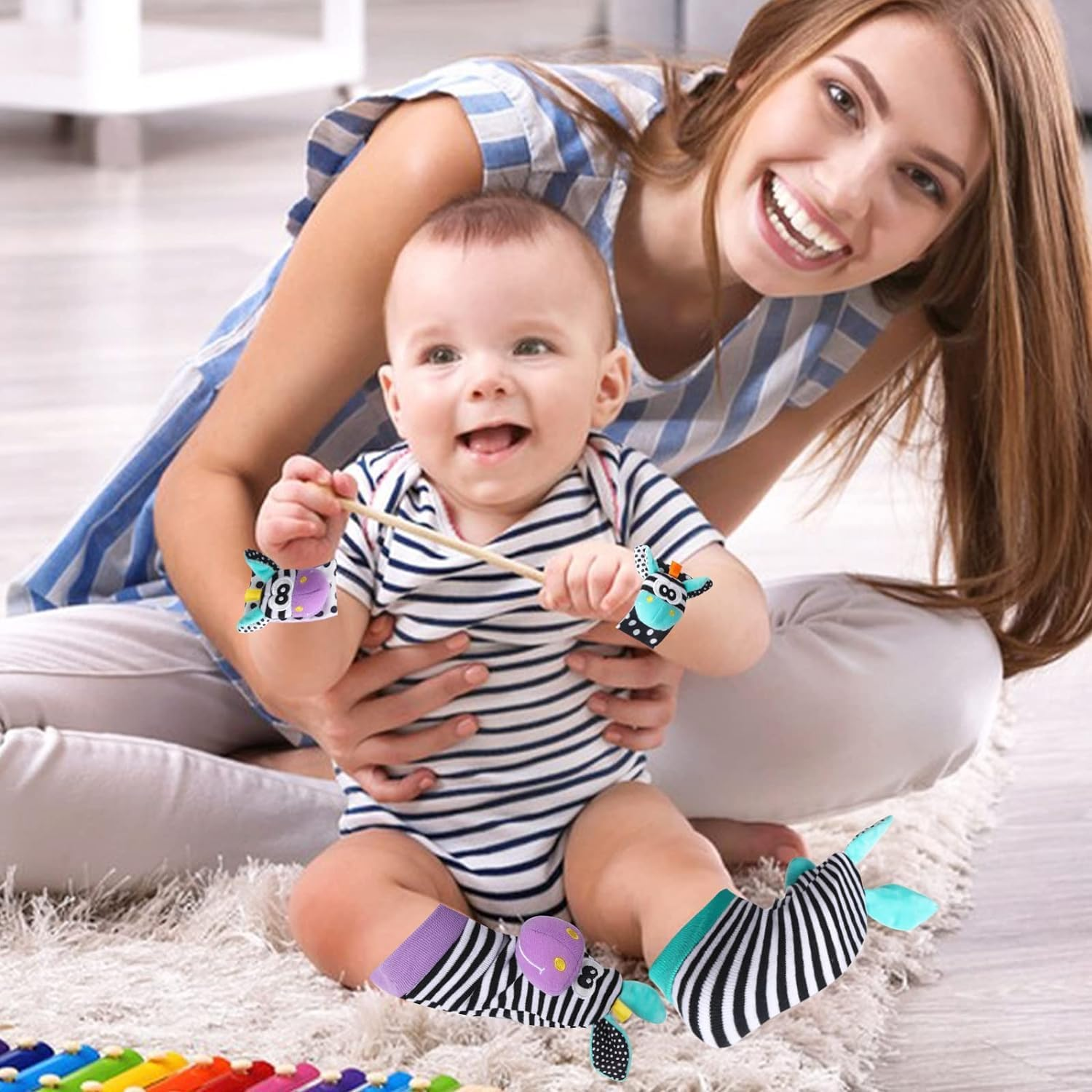 4Pcs Baby Rattle Toys, Baby Foot Finder Sock Wrist & Ankle Rattles Toys Newborn Sensory Toys Rattle Socks Hand & Feet Rattles Toys Bebe Wristband Rattle Strap for 0-12 Months Infant Gift Toys image number 4