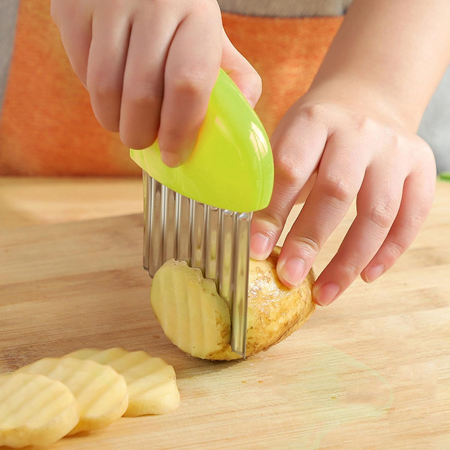Potato Crinkle Cutter | Stainless Steel Waffle Cutter for Potatoes - Ergonomic Kitchenware Vegetable Chopper Wavy Slicer for Cooking Vegetable Fruit Onion Salad image number 3