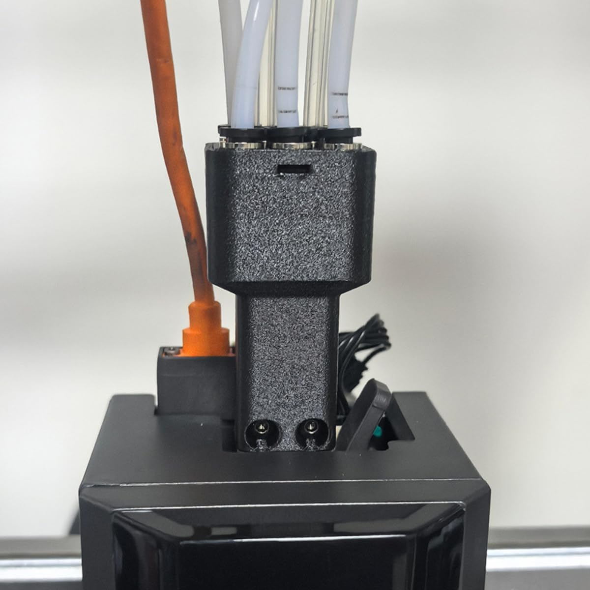 For Anycubic 8 Colors Filament Hub 8-In-1, Filament Hub Compatible with Kobra 3/3 MAX/S1 PRO, 8-Color Compatibility, Tangle-Free Guide Channels, Smooth Feeding, Space-Saving Filament Organizer Part image number 3