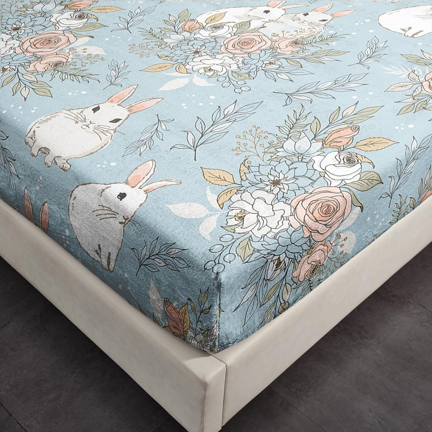 QOOMO Rabbit Flowers Fleece Bed Sheet Set,Queen 3-Piece Polar Fleece Sheet Set Includes,2 Pillowcases and 15" Deep Pocket Fitted Sheet,Velvet Plush Bedding Set,Warm and Soft
